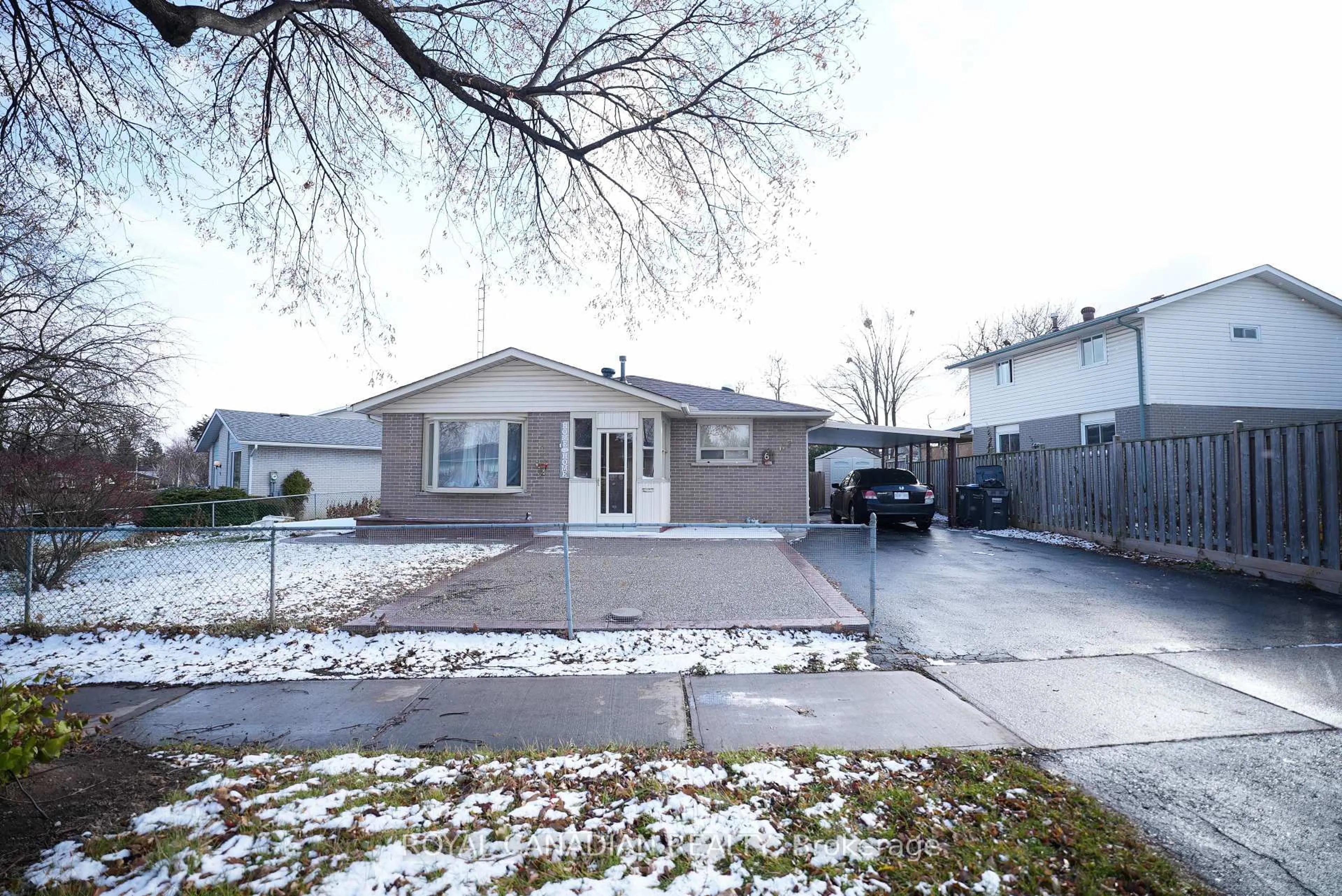 A pic from outside/outdoor area/front of a property/back of a property/a pic from drone, street for 67 Sutherland Ave, Brampton Ontario L6V 2H6