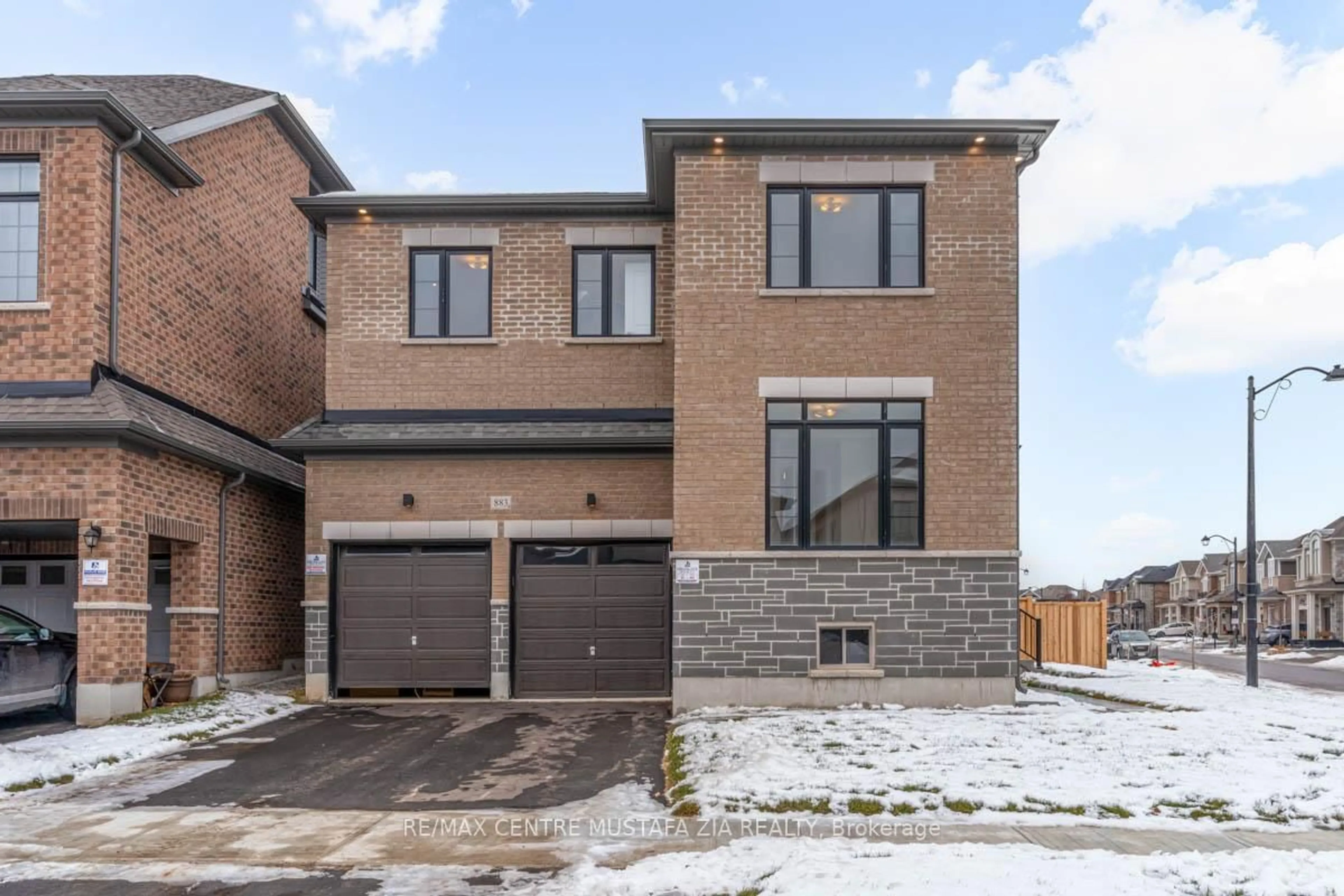 Home with brick exterior material, street for 883 Plum Pl, Milton Ontario L9T 7E7