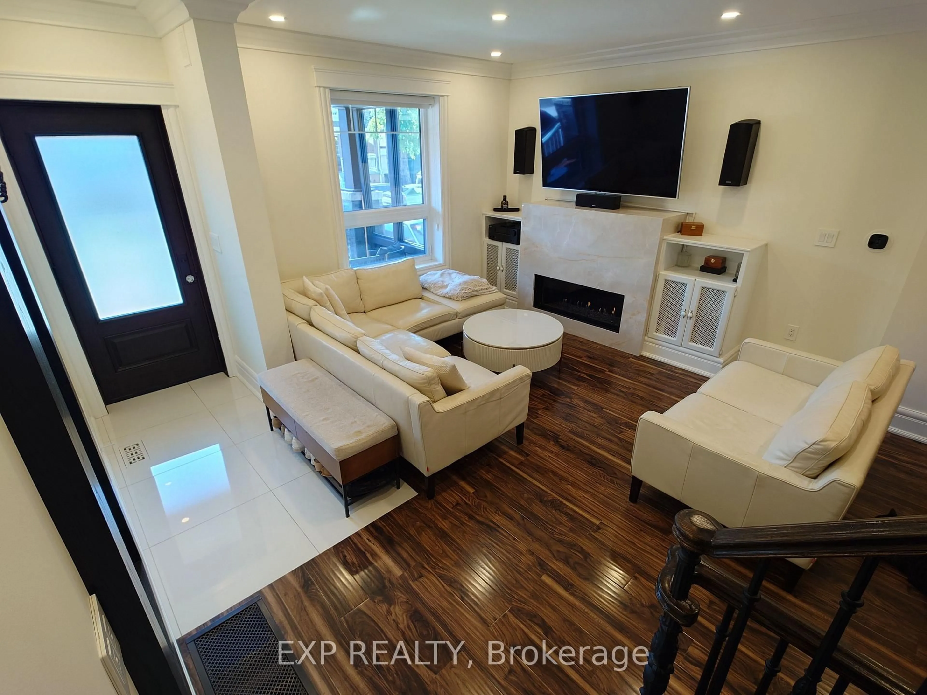 Living room with furniture, unknown for 36 Talbot St, Toronto Ontario M6N 1G4