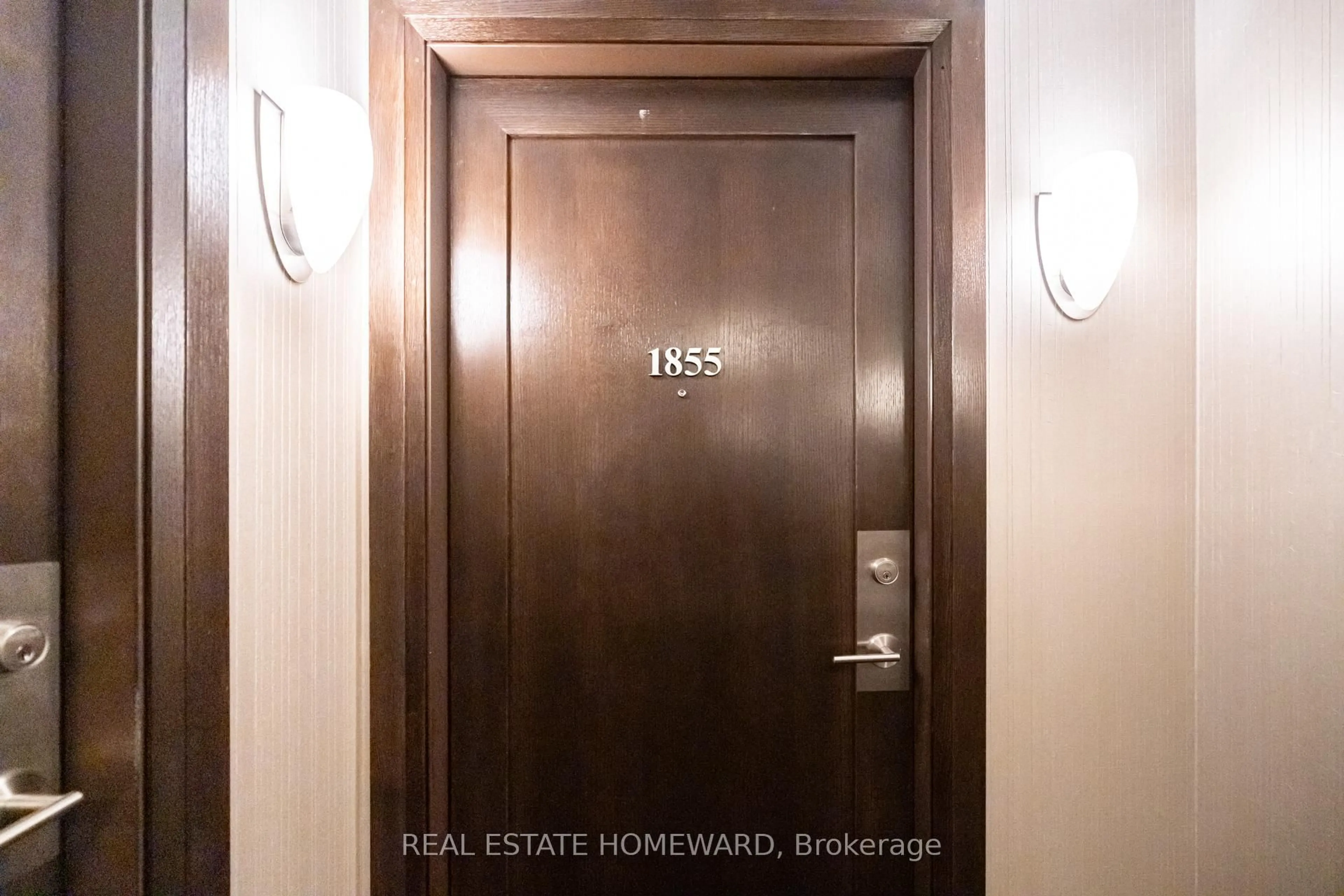 Indoor foyer for 25 Viking Lane #1855, Toronto Ontario M9B 0A1