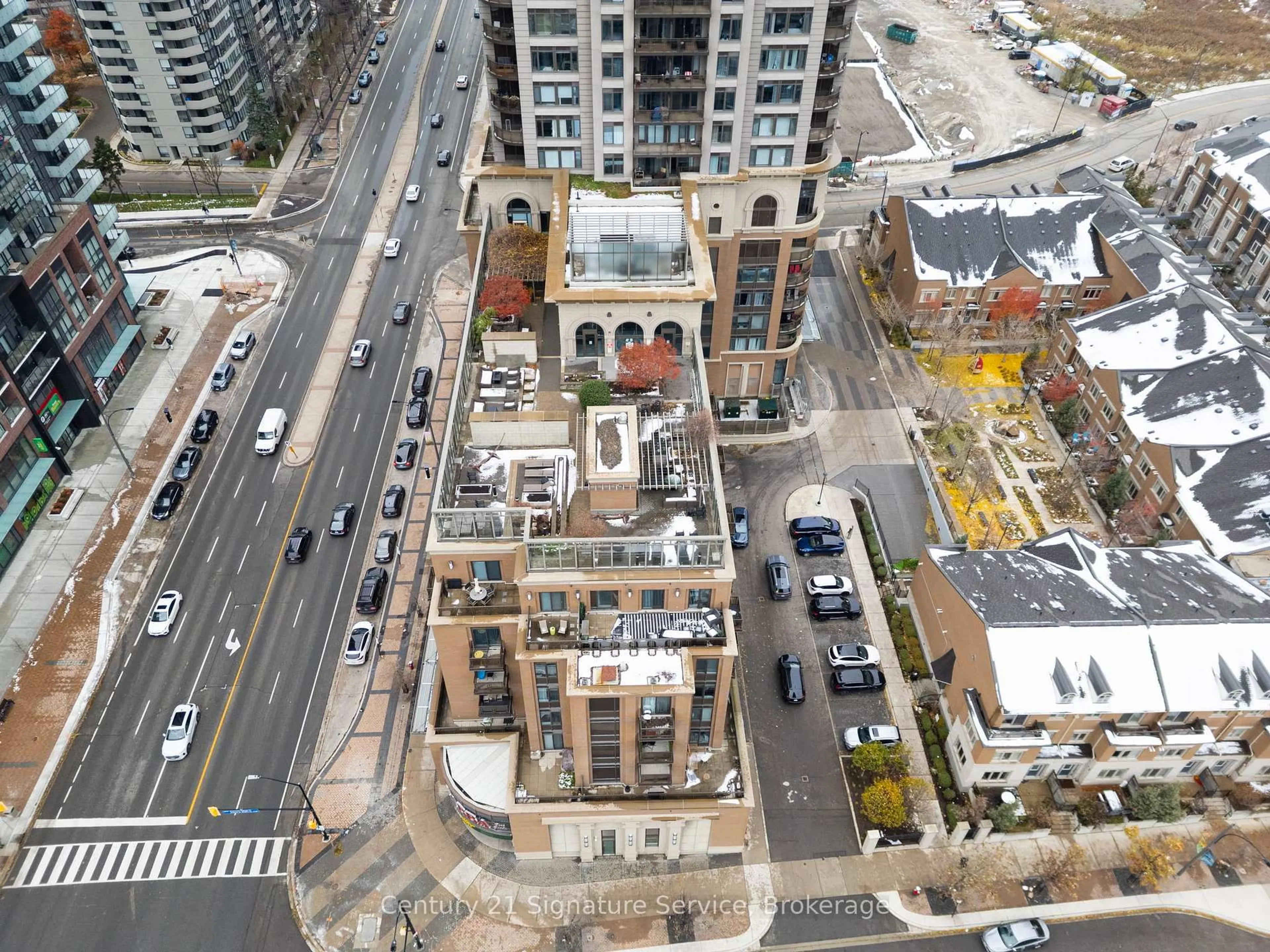 A pic from outside/outdoor area/front of a property/back of a property/a pic from drone, city buildings view from balcony for 385 Prince Of Wales Dr #2001, Mississauga Ontario L5B 0C6