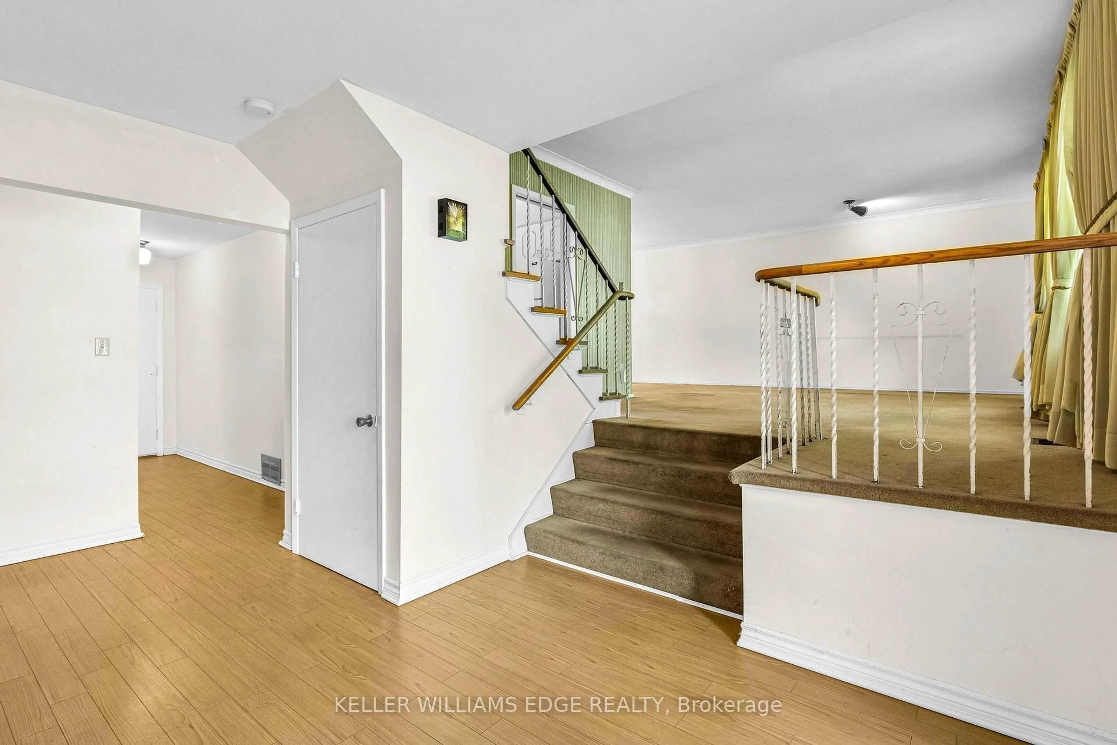 Unknown for 1 Alderway Ave, Brampton Ontario L6Y 2B5