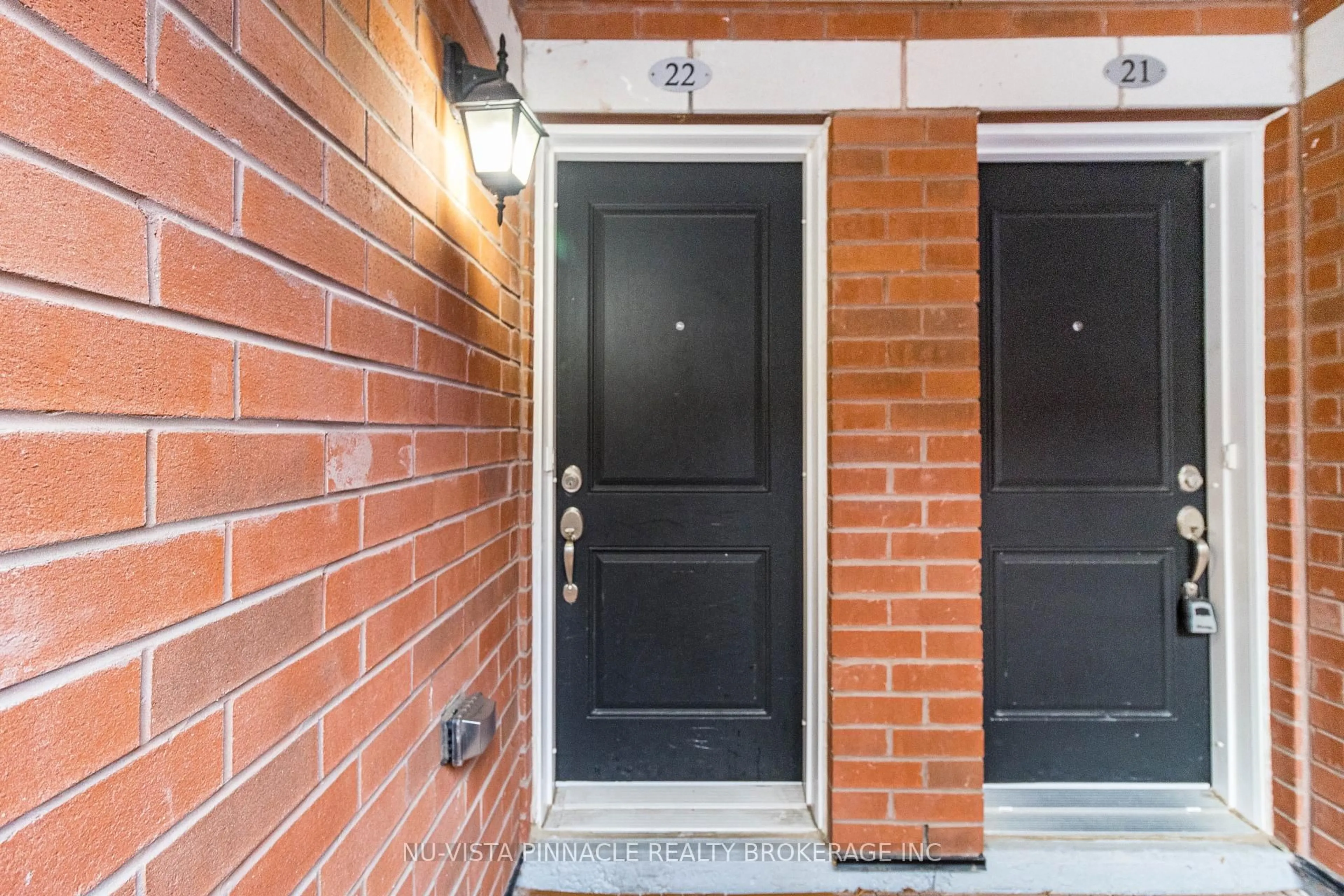 Unknown for 2488 Post Rd #22, Oakville Ontario L6H 0K1