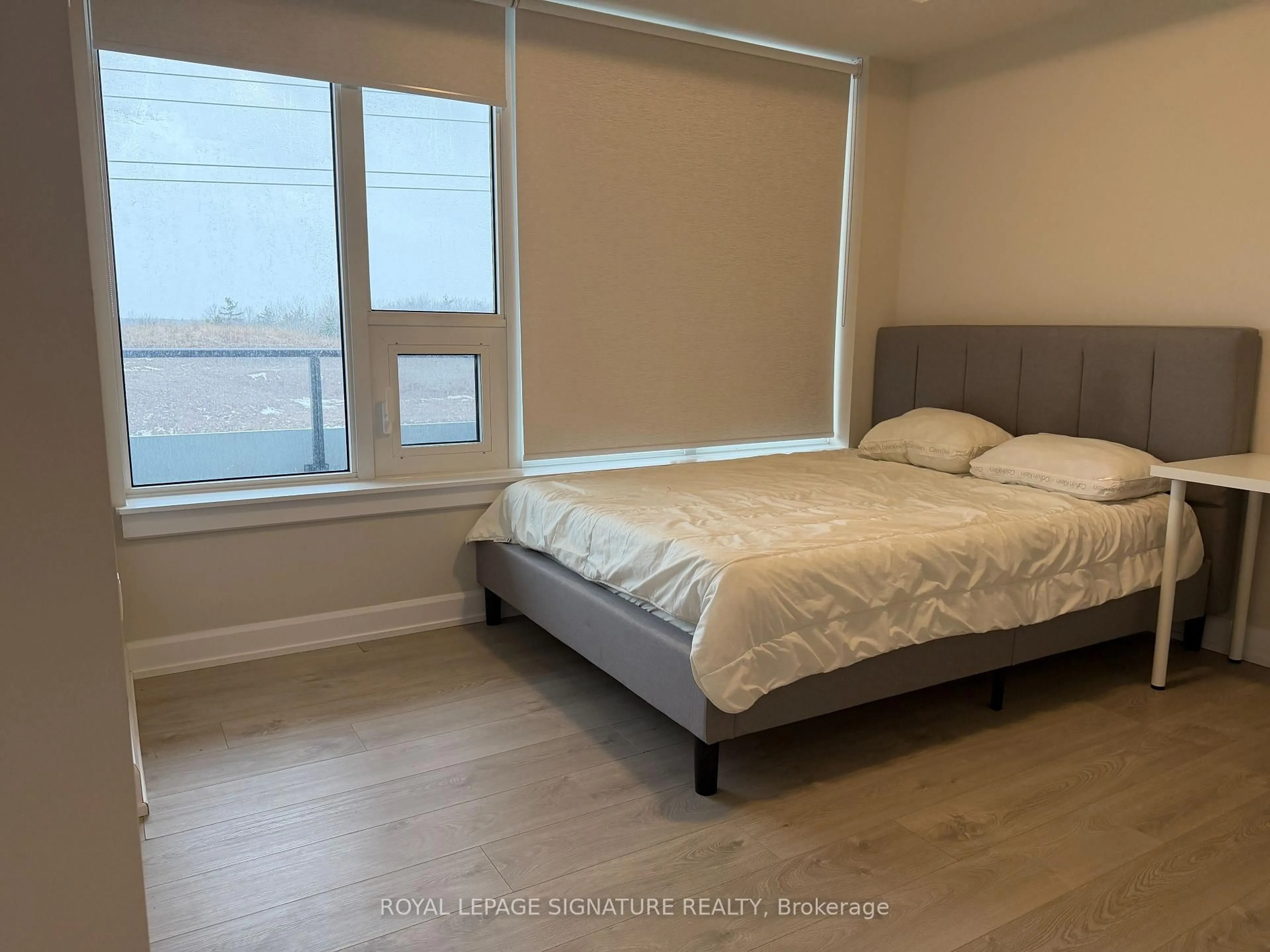 A pic of a room for 3200 William Coltson Ave #316, Oakville Ontario L6H 7W6