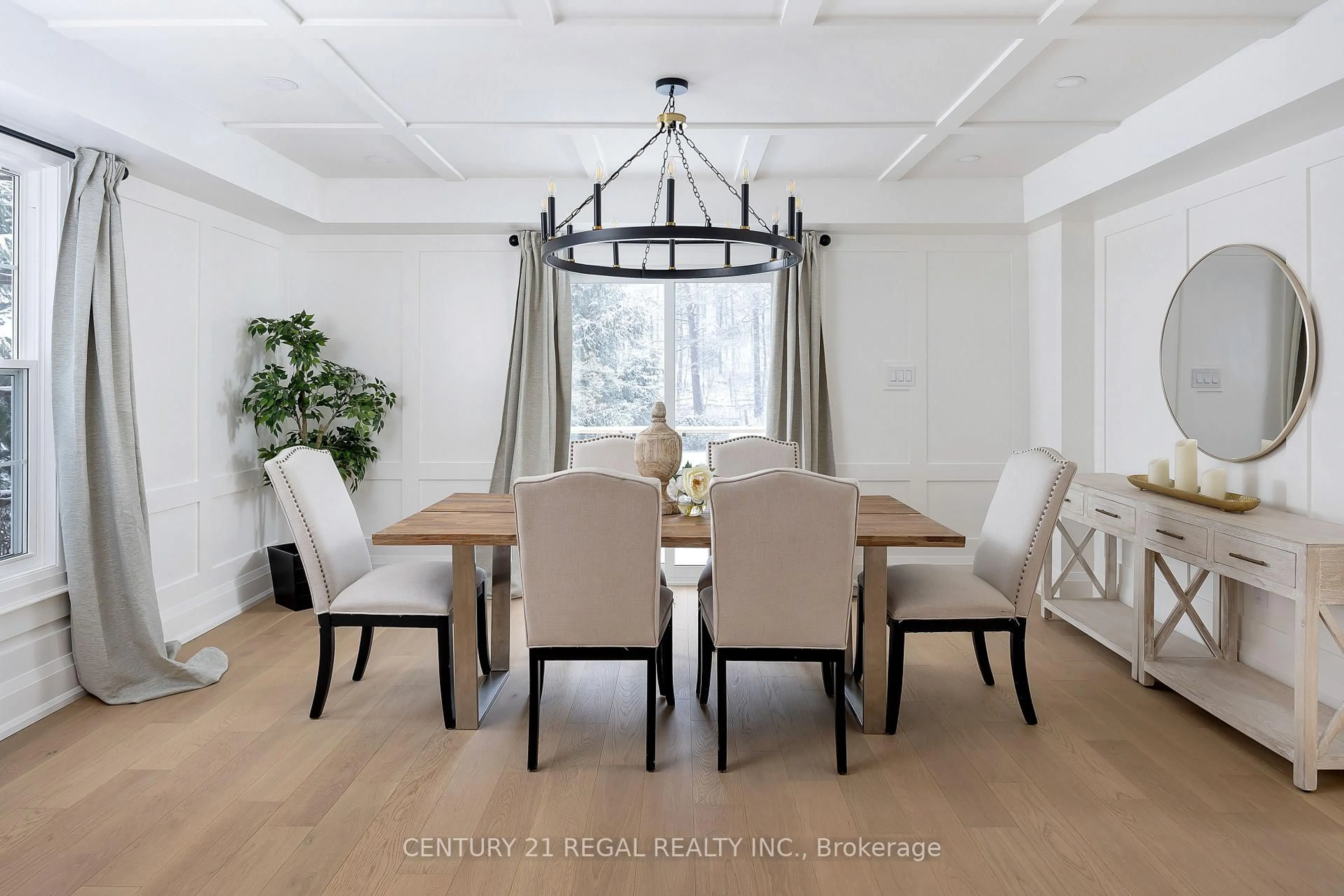 Dining room, unknown for 5535 Cedar Springs Rd, Burlington Ontario L7P 0C2