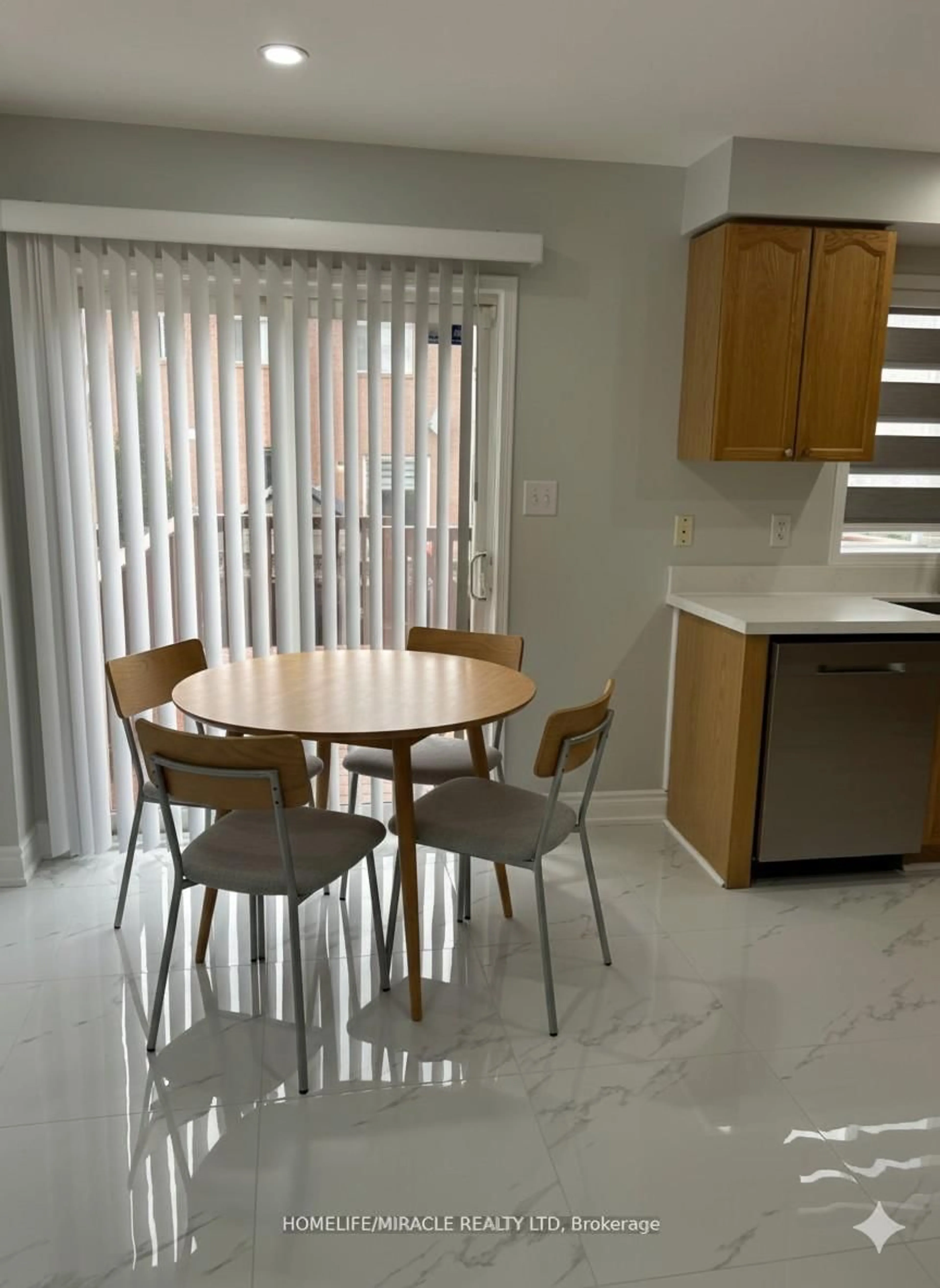 Dining room, unknown for 66 Studebaker Tr, Brampton Ontario L7A 3A5