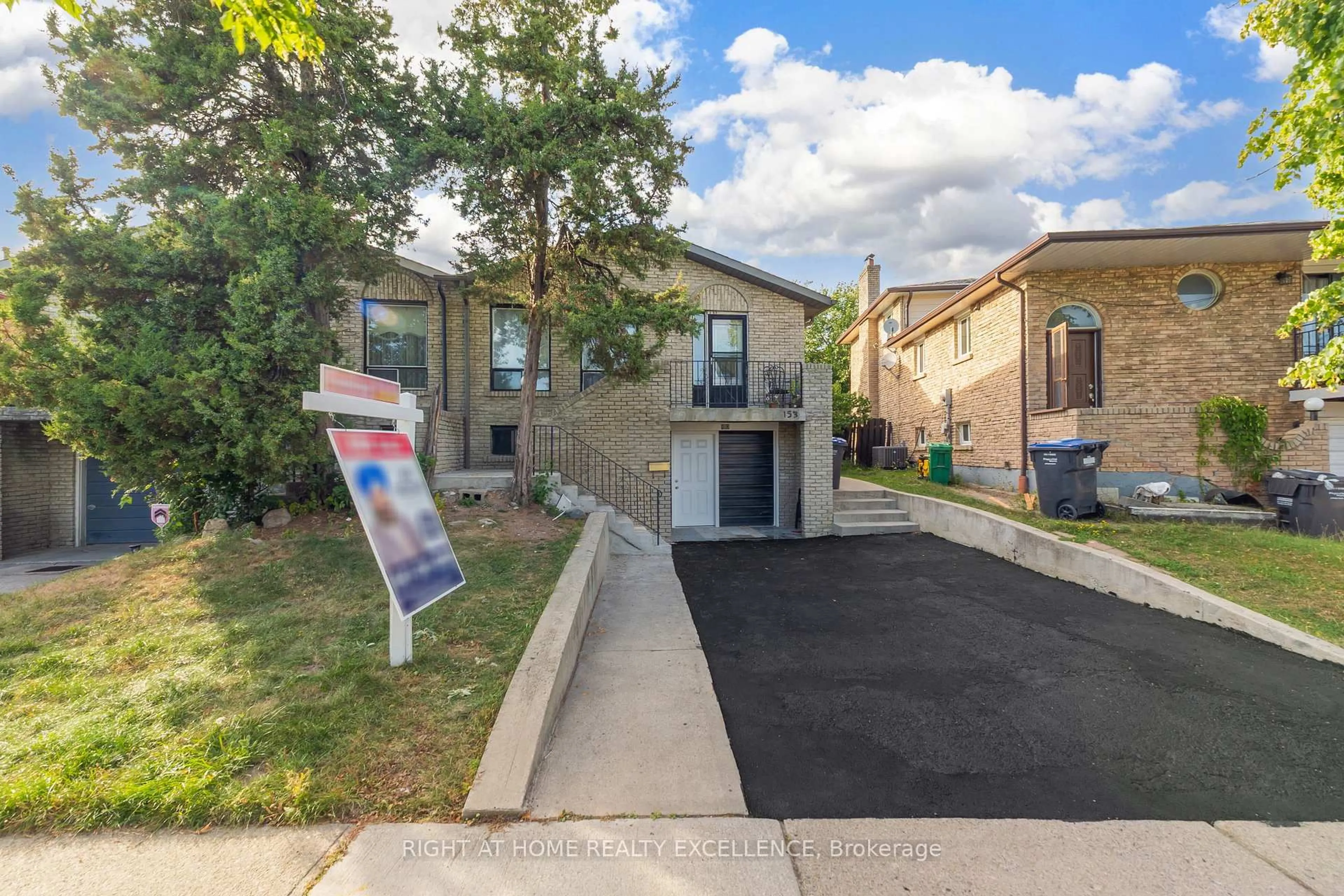 Unknown for 153 Bruce Beer Dr, Brampton Ontario L6V 3J2