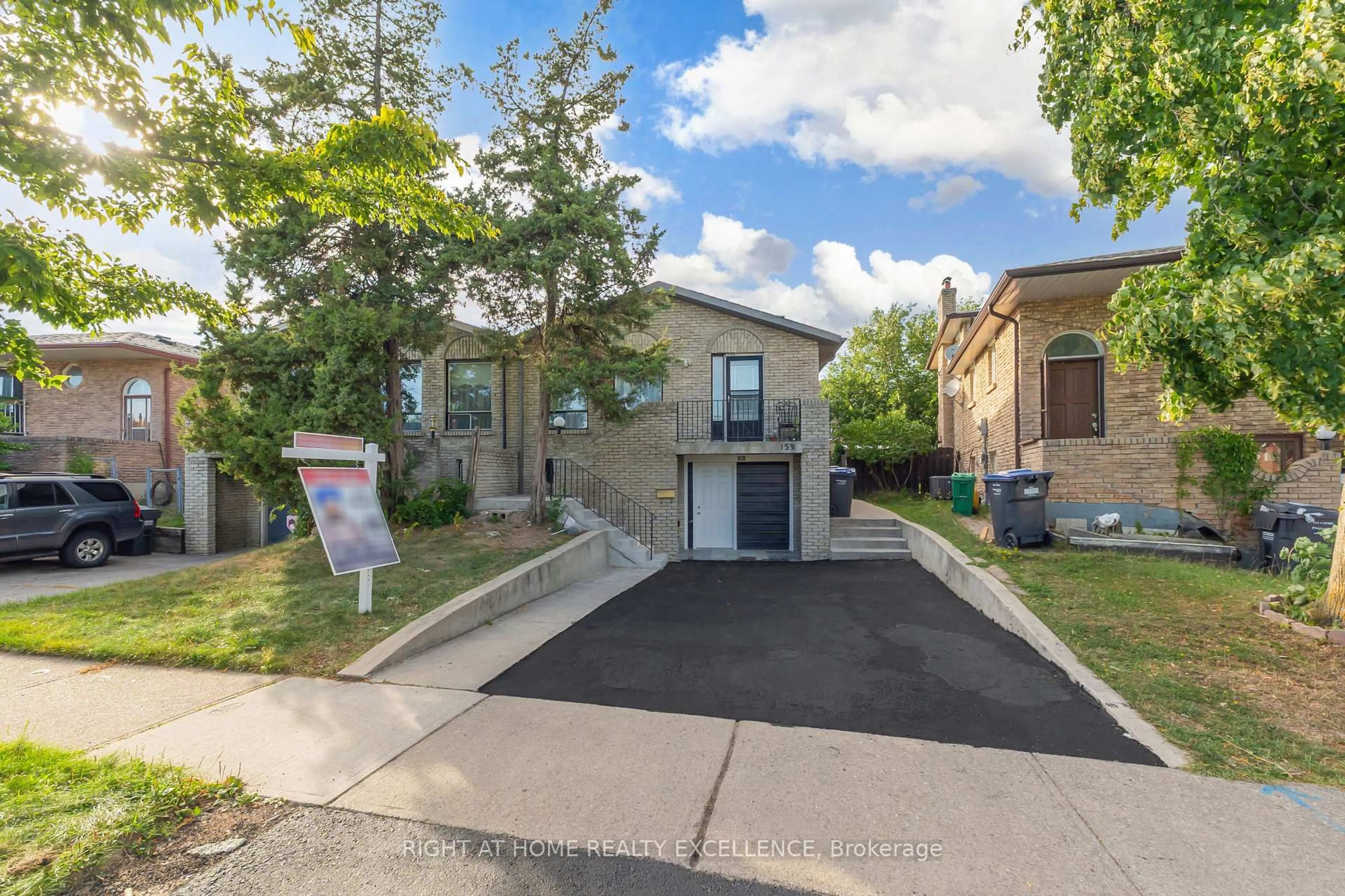 Unknown for 153 Bruce Beer Dr, Brampton Ontario L6V 3J2