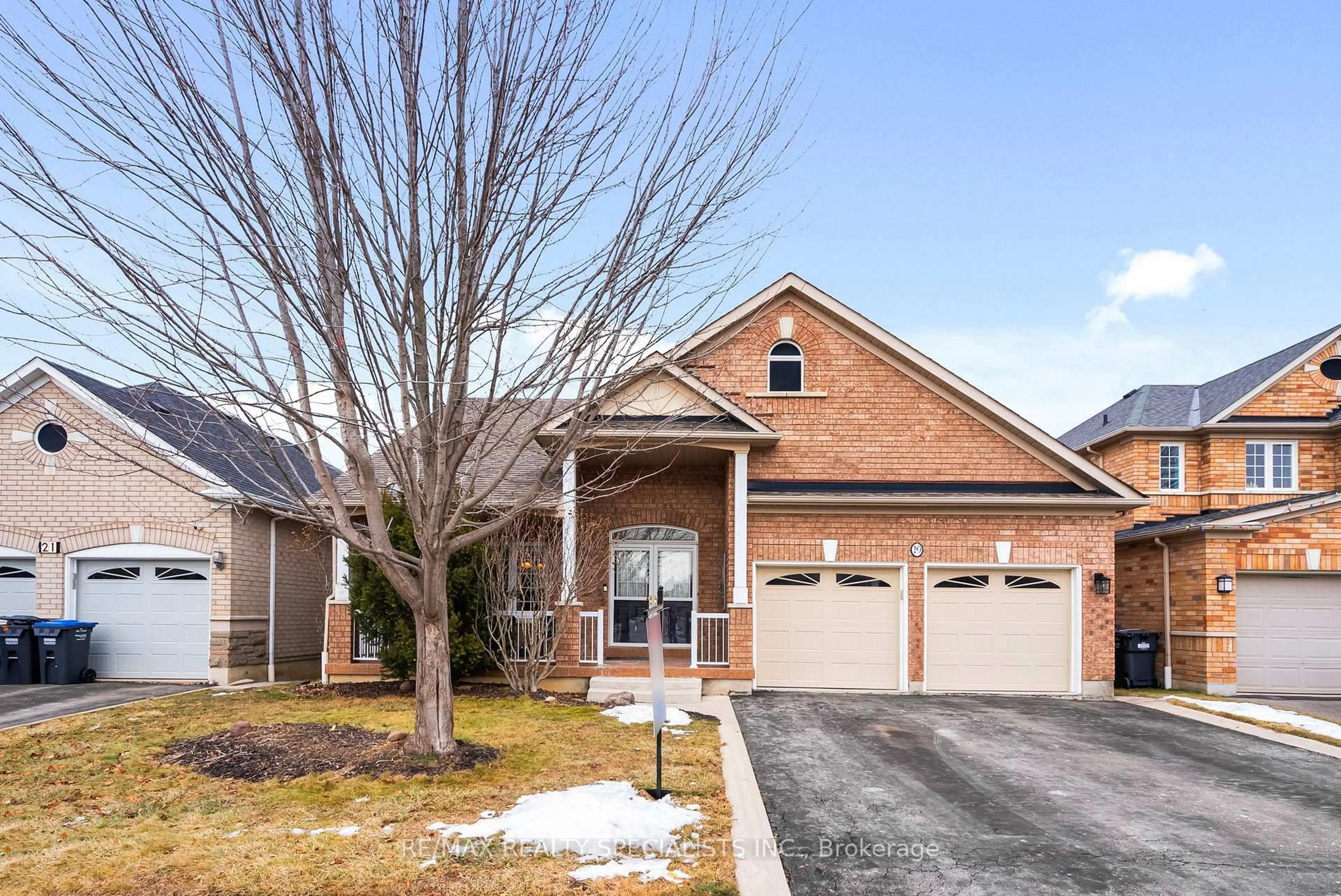 Home with brick exterior material, street for 19 Dovergreen Dr, Brampton Ontario L7A 2M9