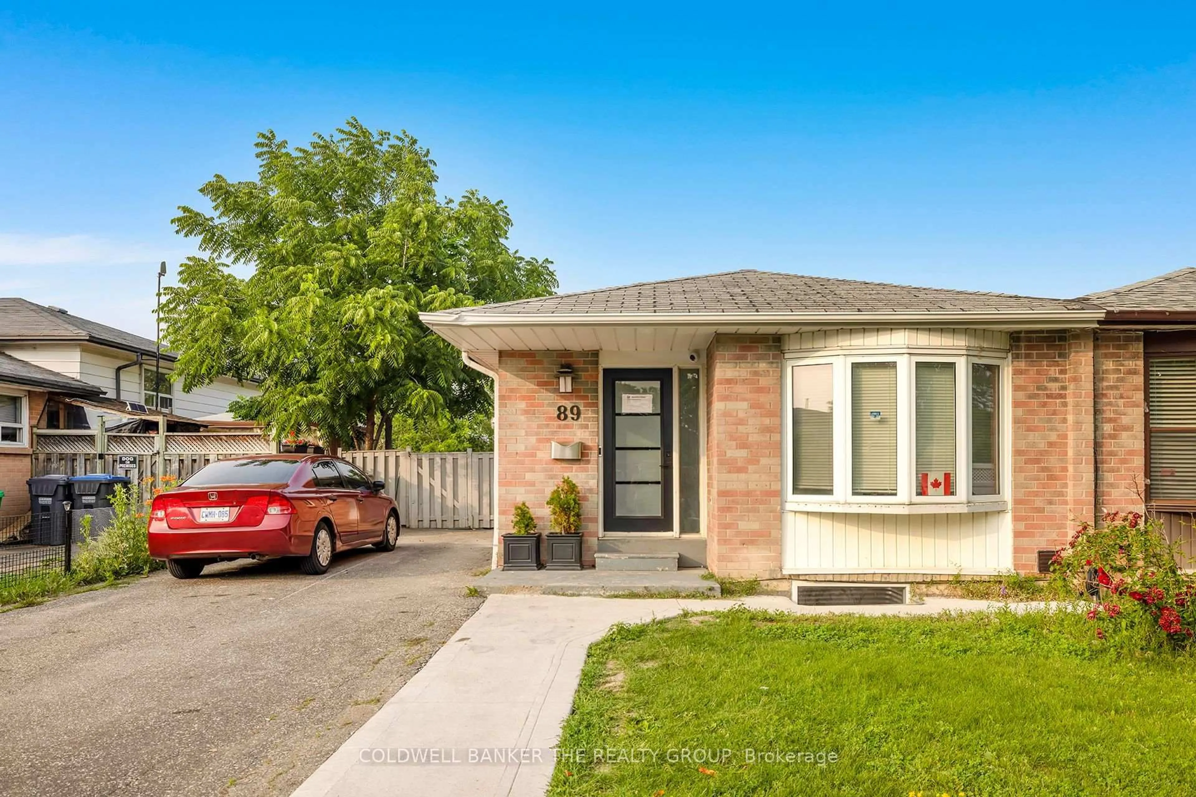 Home with brick exterior material, street for 89 Greenmount Rd, Brampton Ontario L6S 1V1