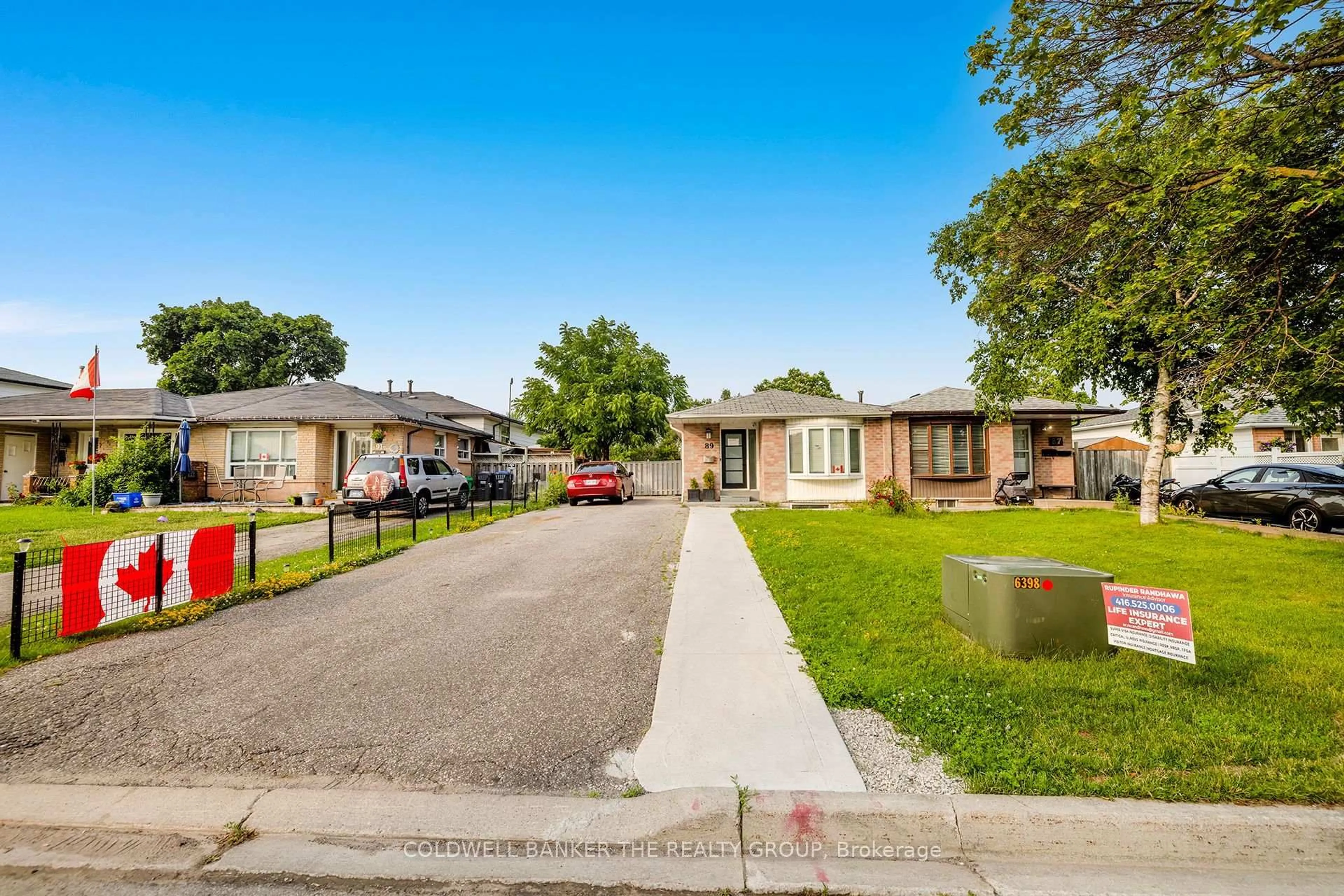 A pic from outside/outdoor area/front of a property/back of a property/a pic from drone, street for 89 Greenmount Rd, Brampton Ontario L6S 1V1