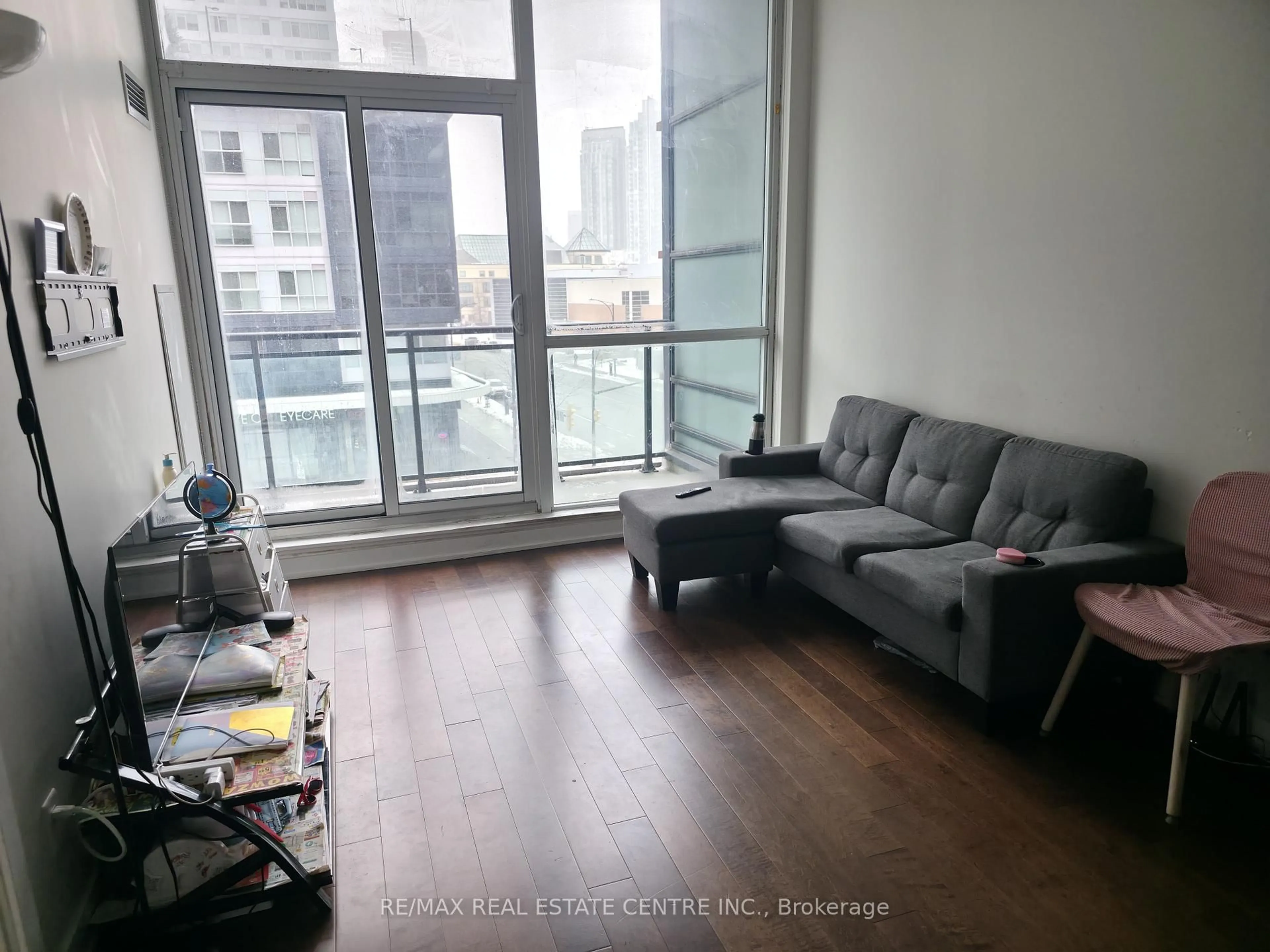 Living room with furniture, unknown for 4070 Confederation Pkwy #307, Mississauga Ontario L5B 0E9