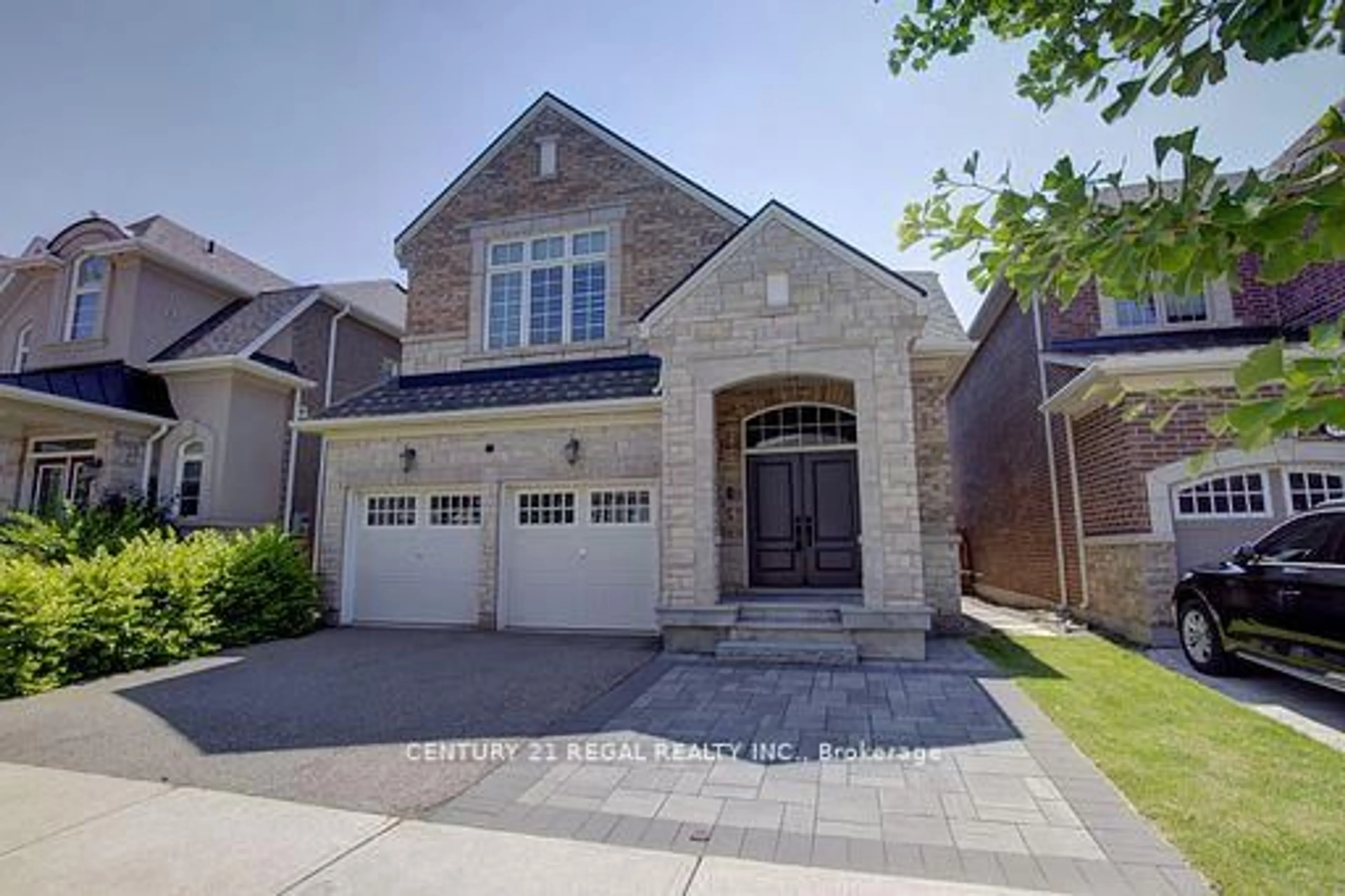Home with brick exterior material, street for 140 Cherryhurst Rd, Oakville Ontario L6M 0W1