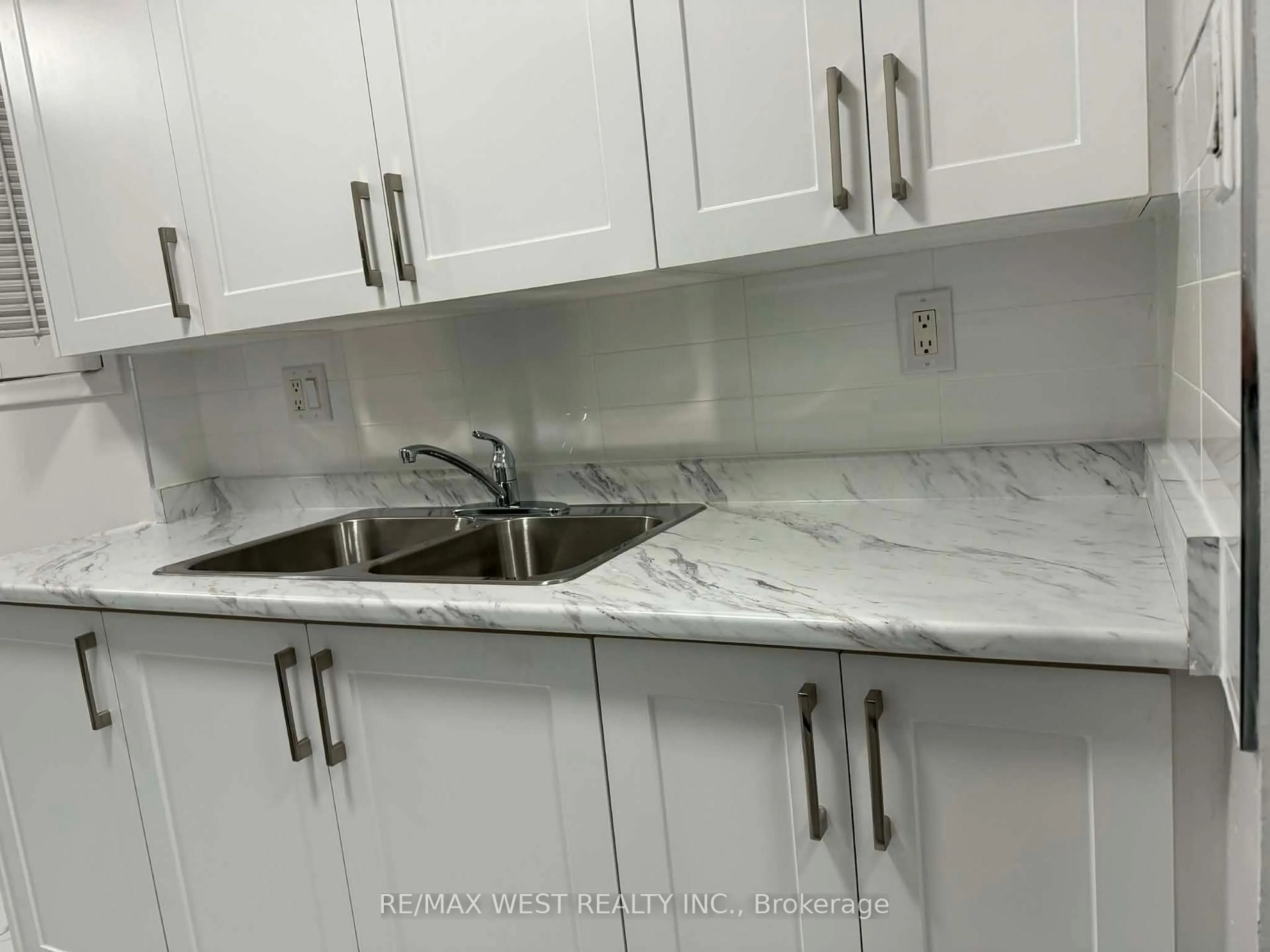 Standard kitchen, ceramic/tile floor for 370 Dixon Rd #2316, Toronto Ontario M9R 1T2