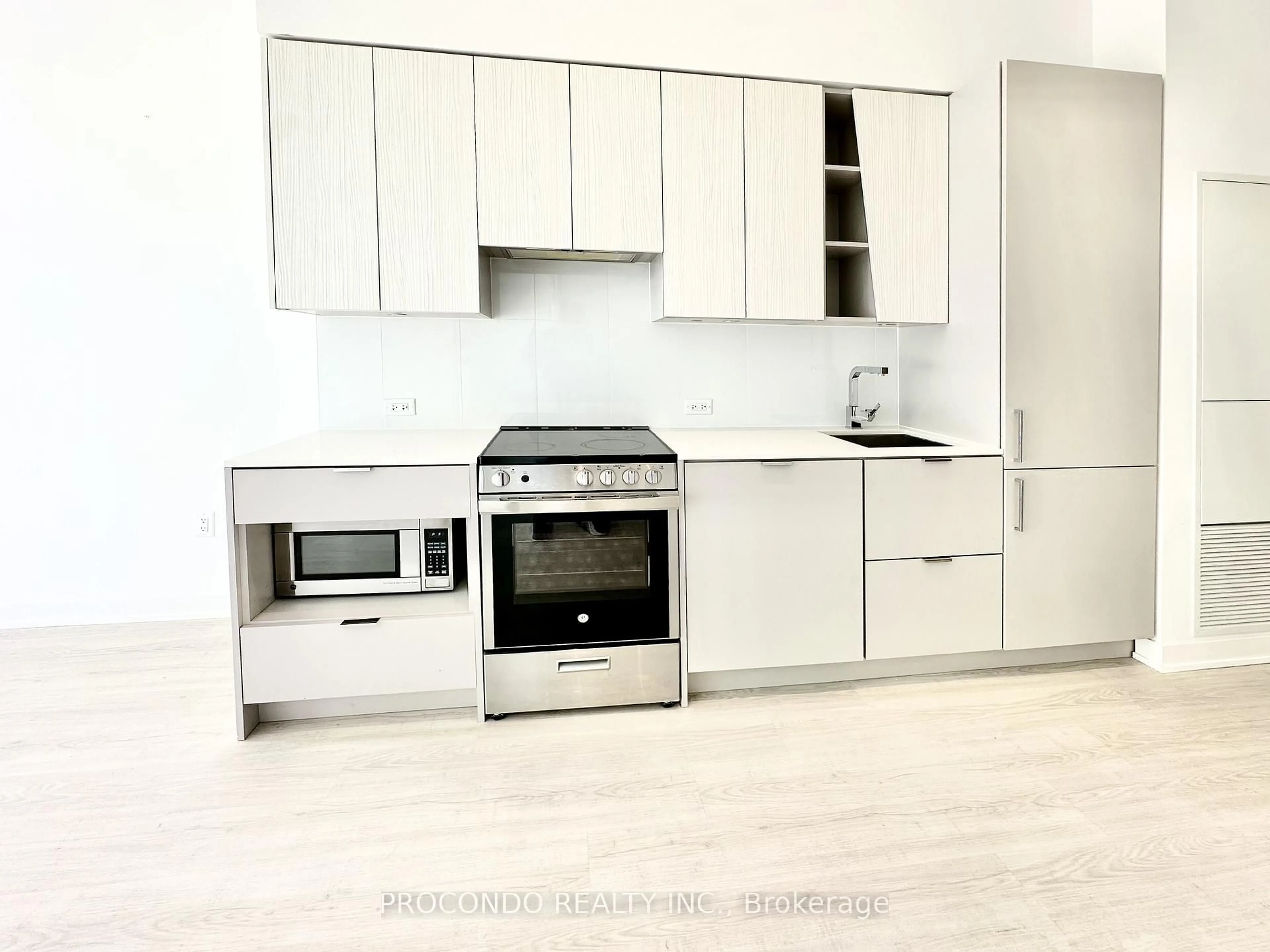 Standard kitchen, unknown for 3883 Quartz Rd #619, Mississauga Ontario L5B 0M4