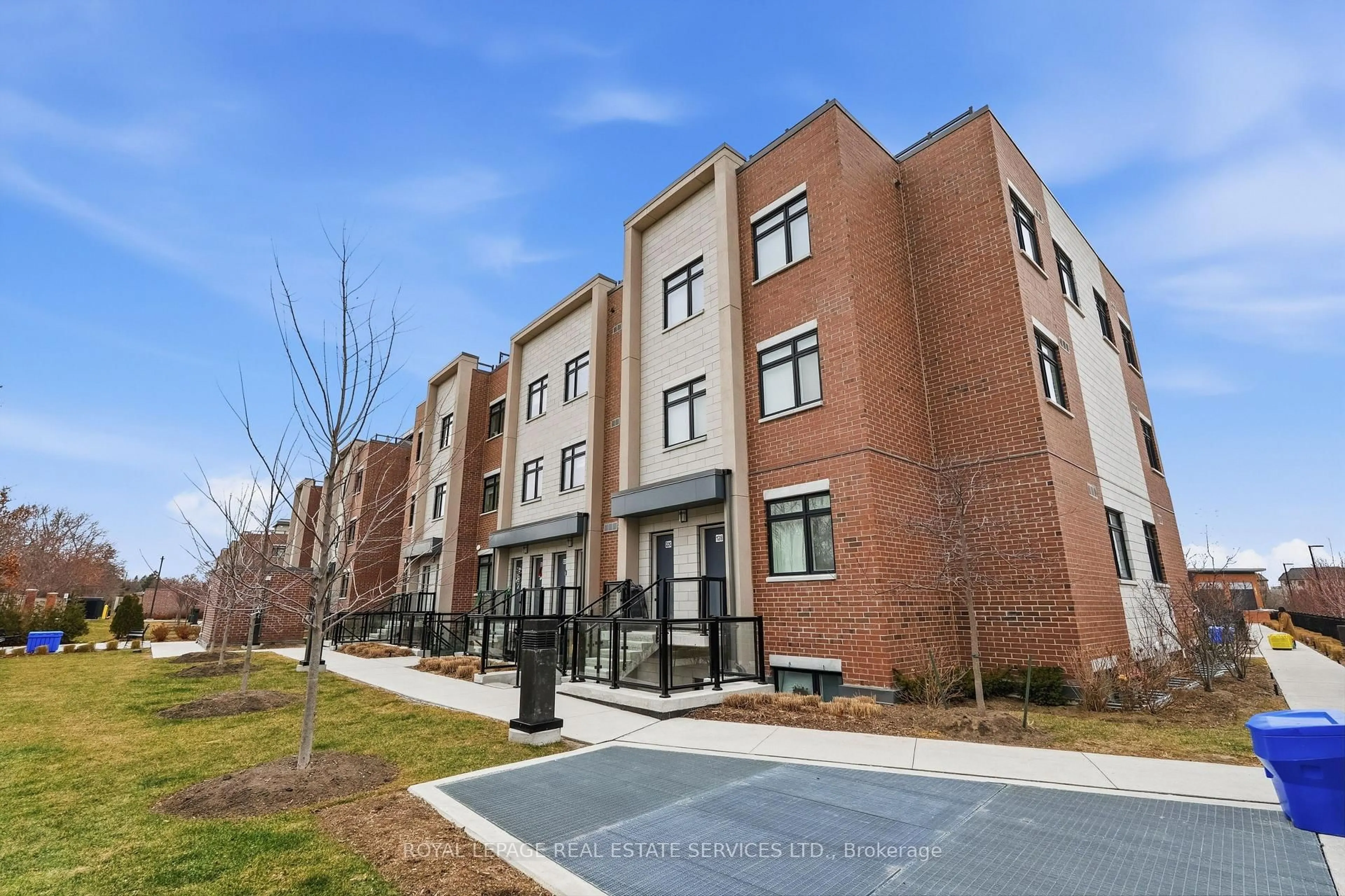 Home with brick exterior material, street for 1062 Douglas McCurdy Common #227, Mississauga Ontario L5G 0C6