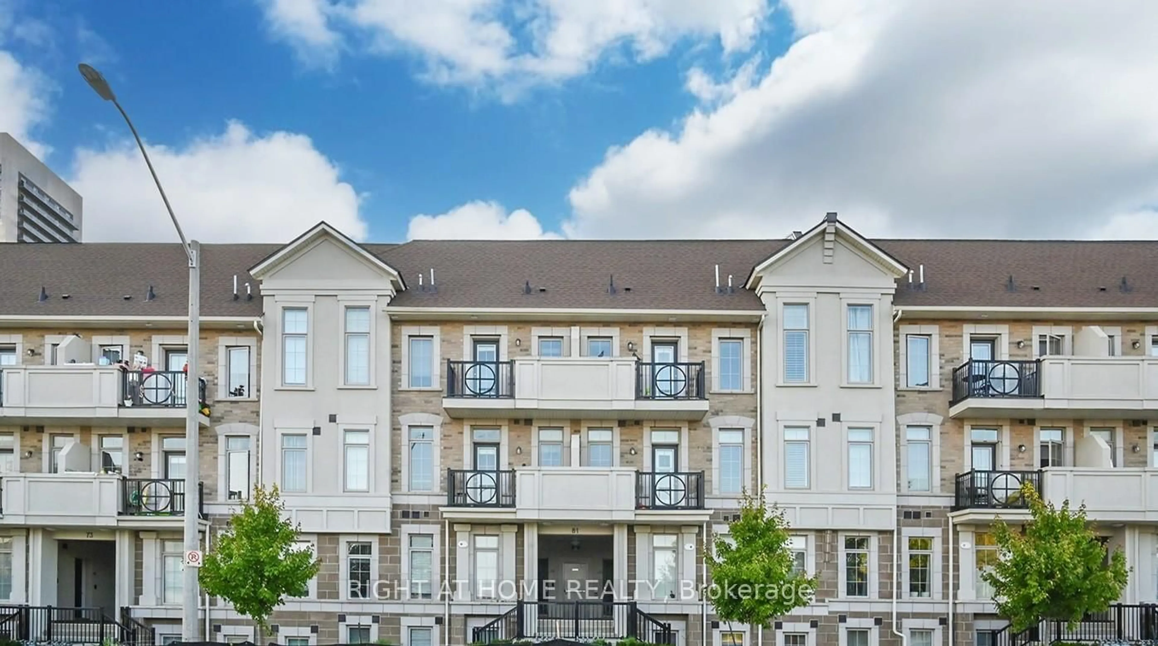 Unknown for 81 Armdale Rd #32, Mississauga Ontario L4Z 0A6