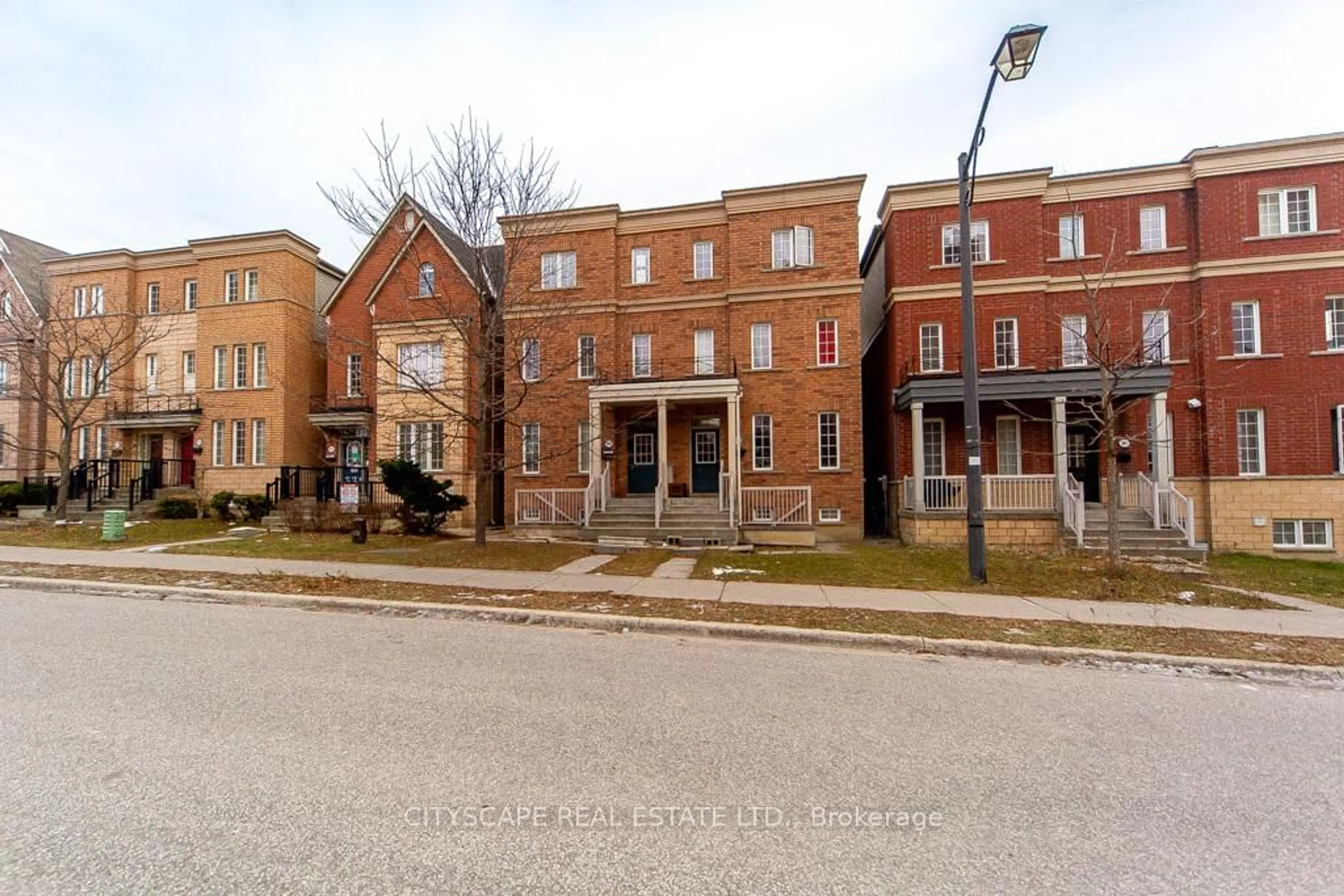 A pic from outside/outdoor area/front of a property/back of a property/a pic from drone, street for 377 Assinboine Rd, Toronto Ontario M3J 0A6