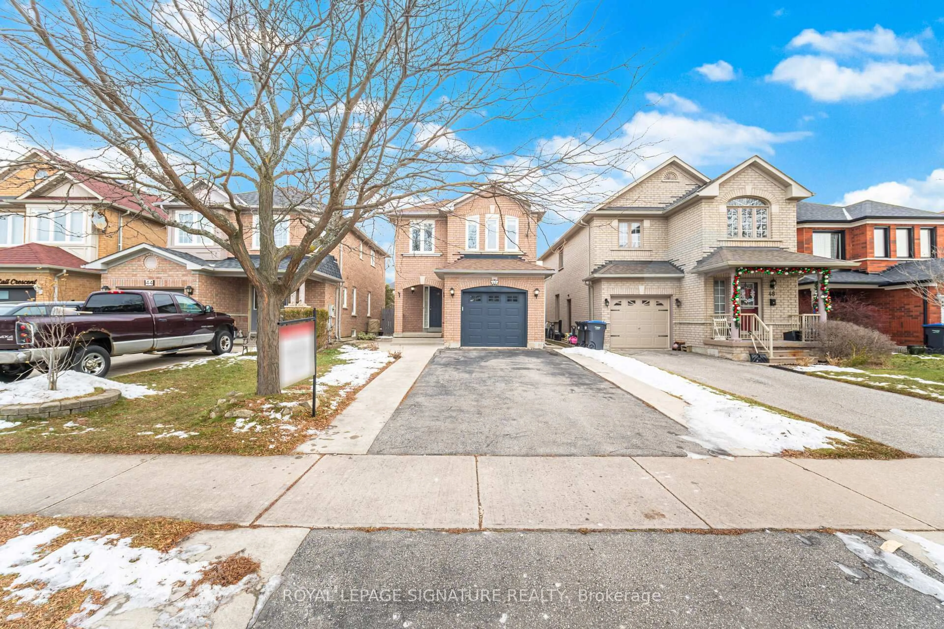 Unknown for 46 Loons Call Cres, Brampton Ontario L6R 2G5