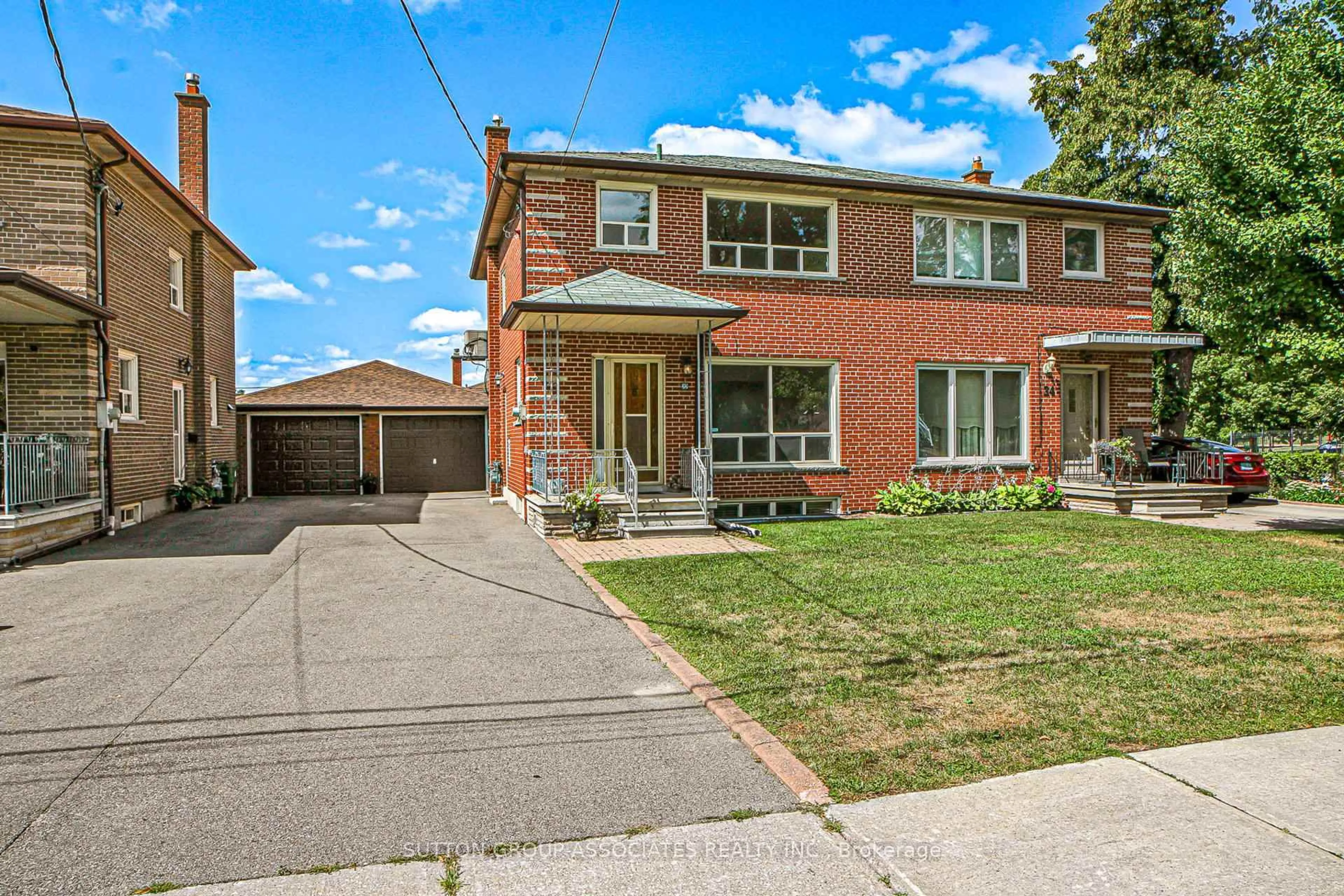 Home with brick exterior material, street for 22 Woodenhill Crt, Toronto Ontario M6M 1K9