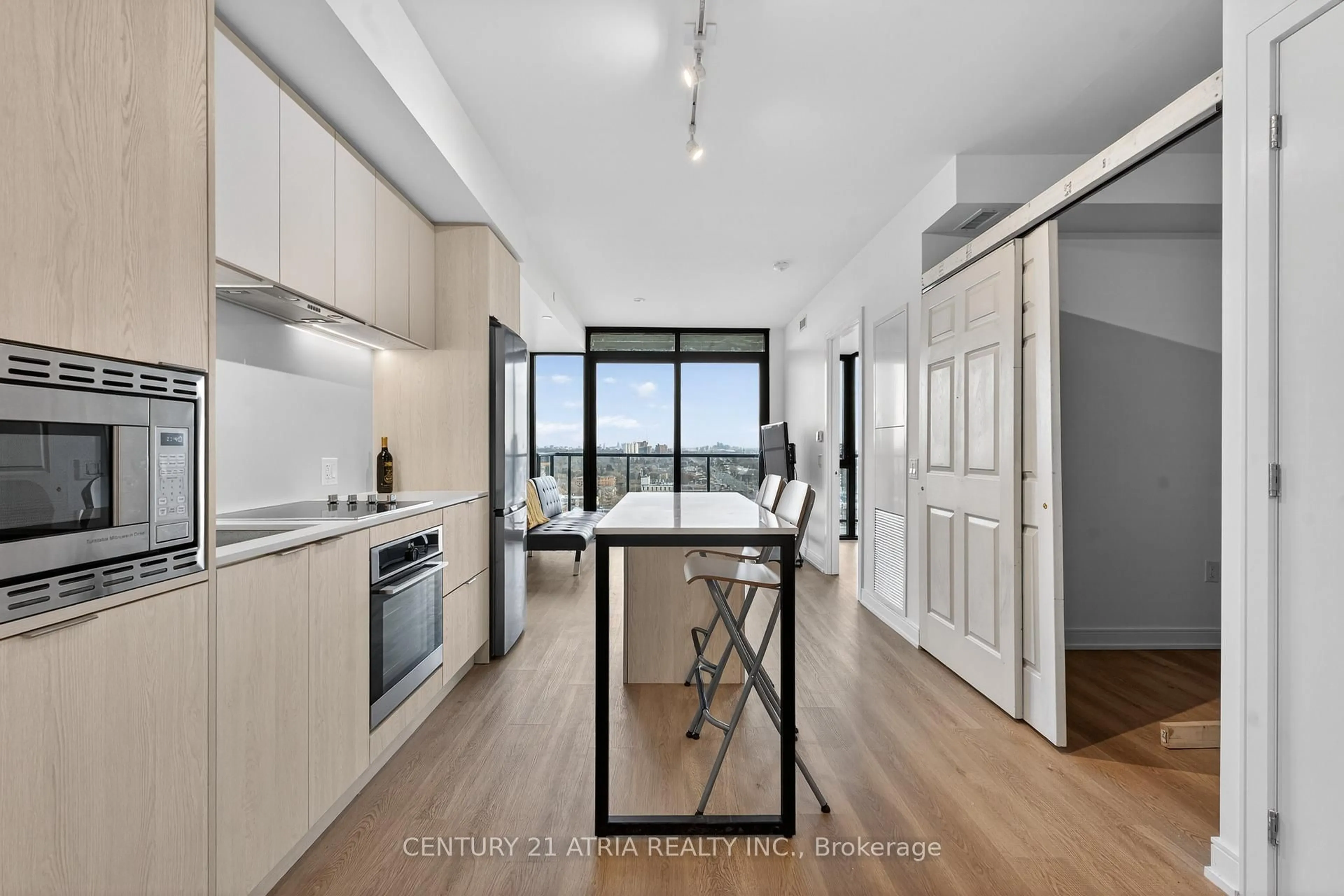 Open concept kitchen, unknown for 3009 Novar Rd #1418, Mississauga Ontario L5B 0P9