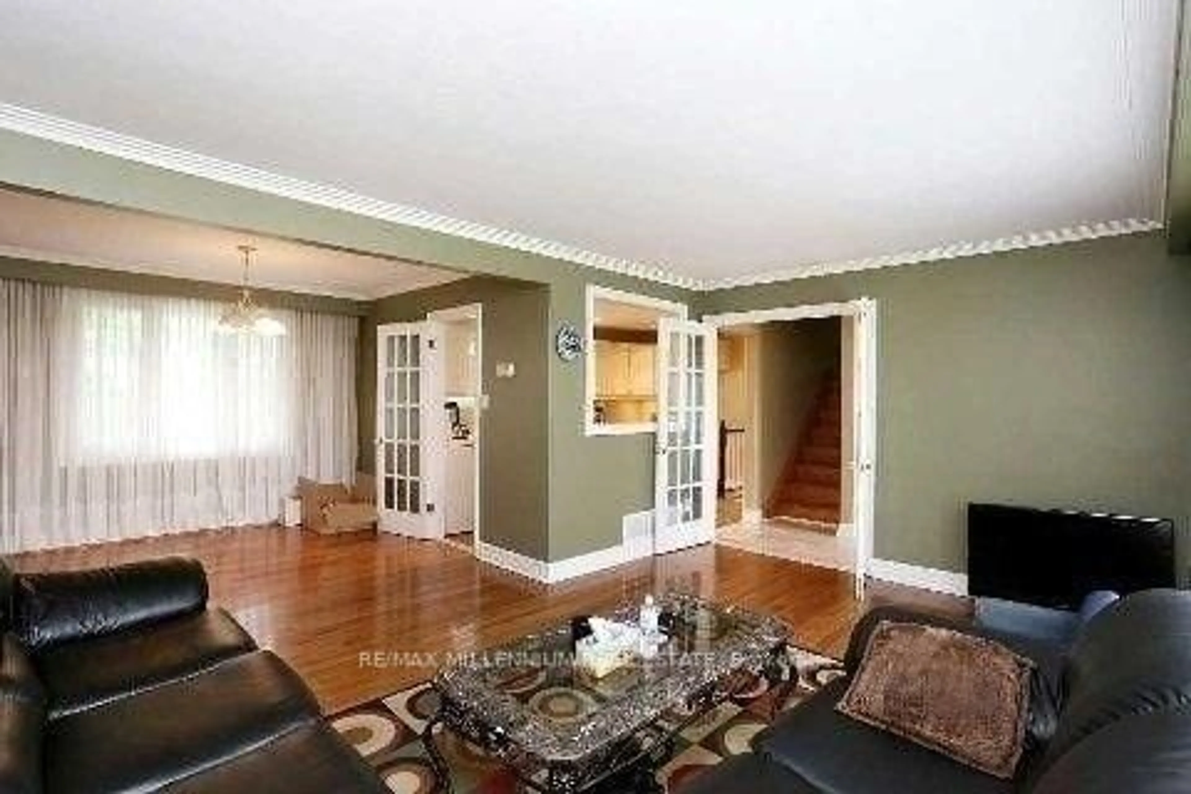 Living room with furniture, unknown for 14384 Humber Station Rd, Caledon Ontario L7E 0Y5