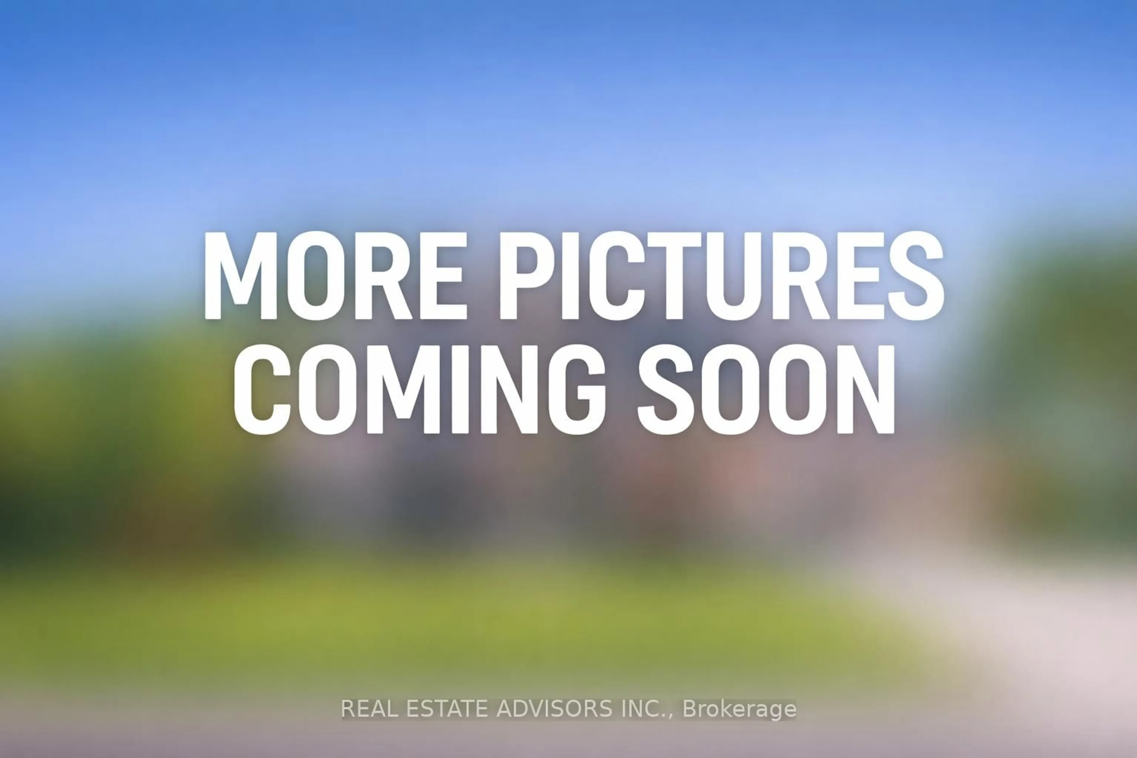 Blurry image for 9 Nectarine Cres, Brampton Ontario L6S 5Y9