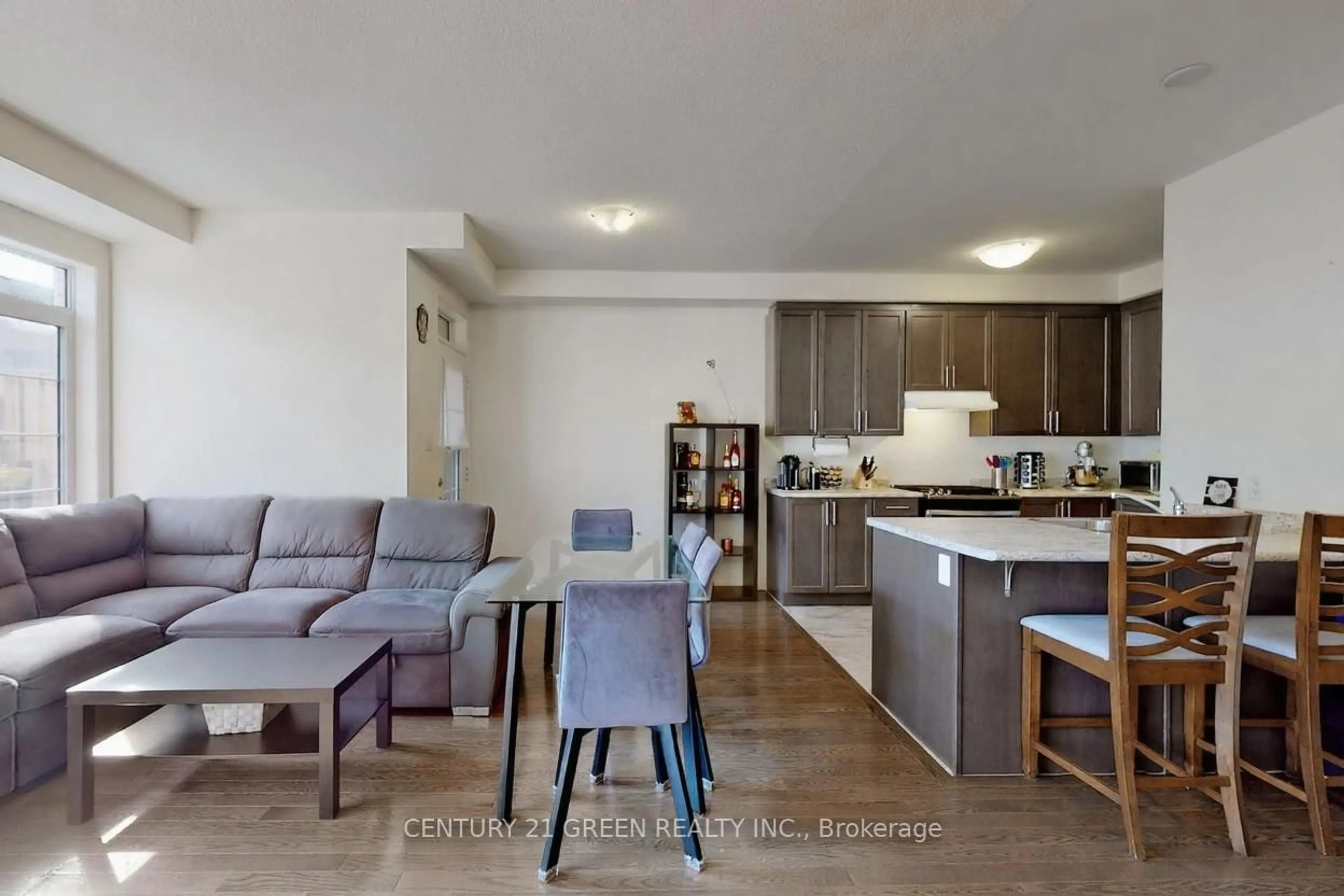 Open concept kitchen, wood/laminate floor for 17 Haymarket Dr, Brampton Ontario L7A 5C3