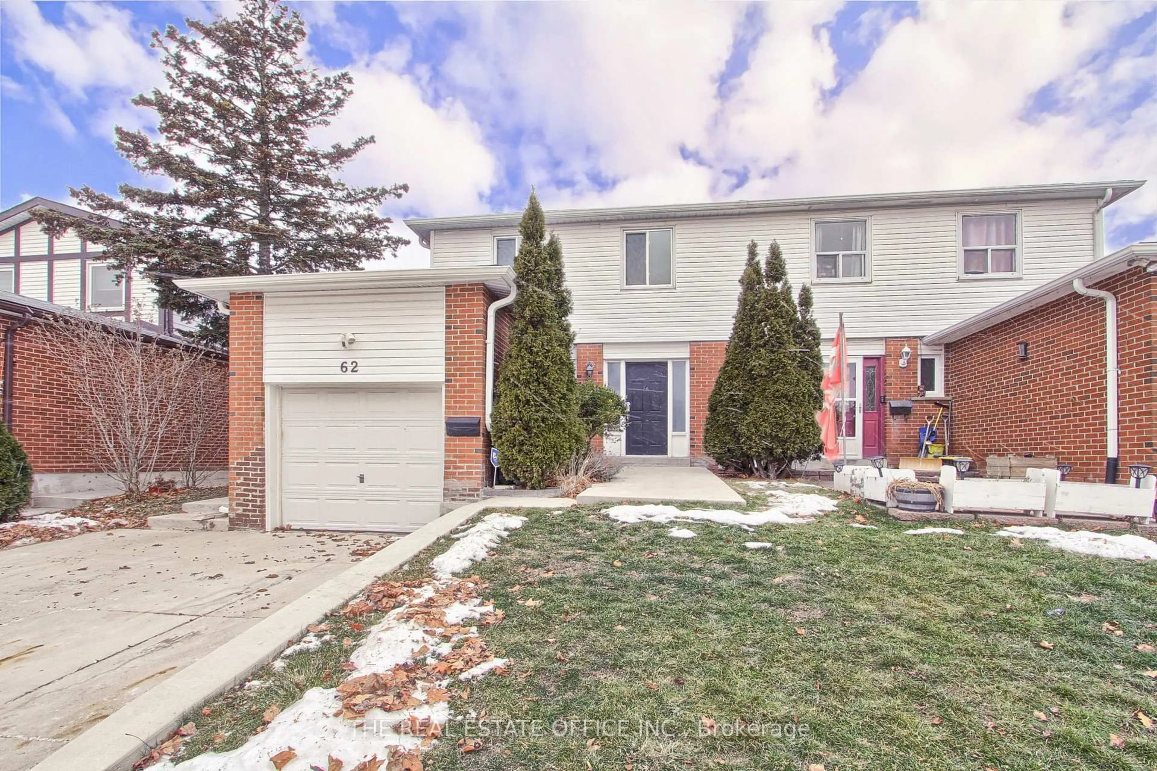 Unknown for 62 Radford Dr, Brampton Ontario L6V 2Y9