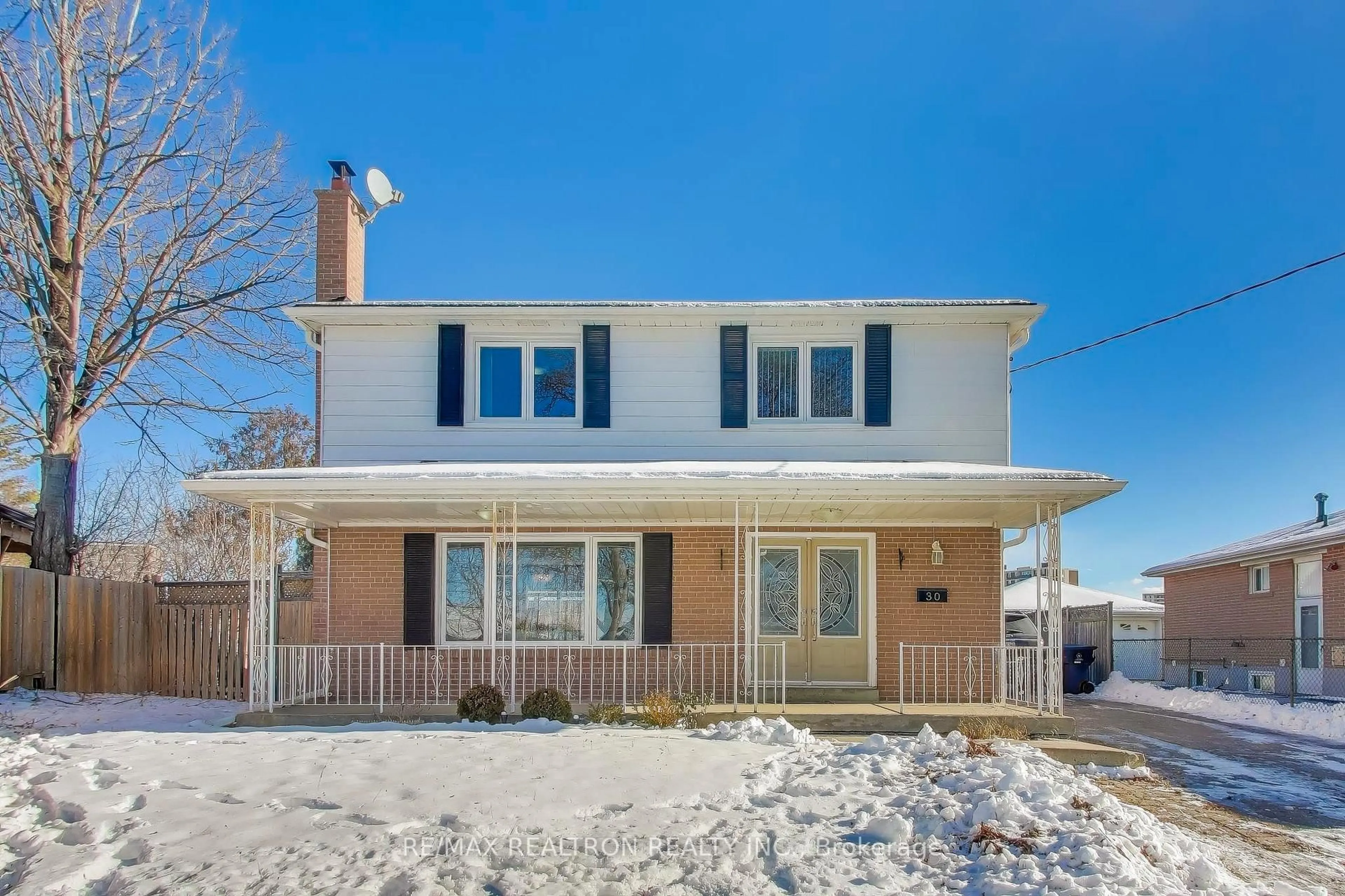 Home with vinyl exterior material, street for 30 Bloomington Cres, Toronto Ontario M3N 1R1