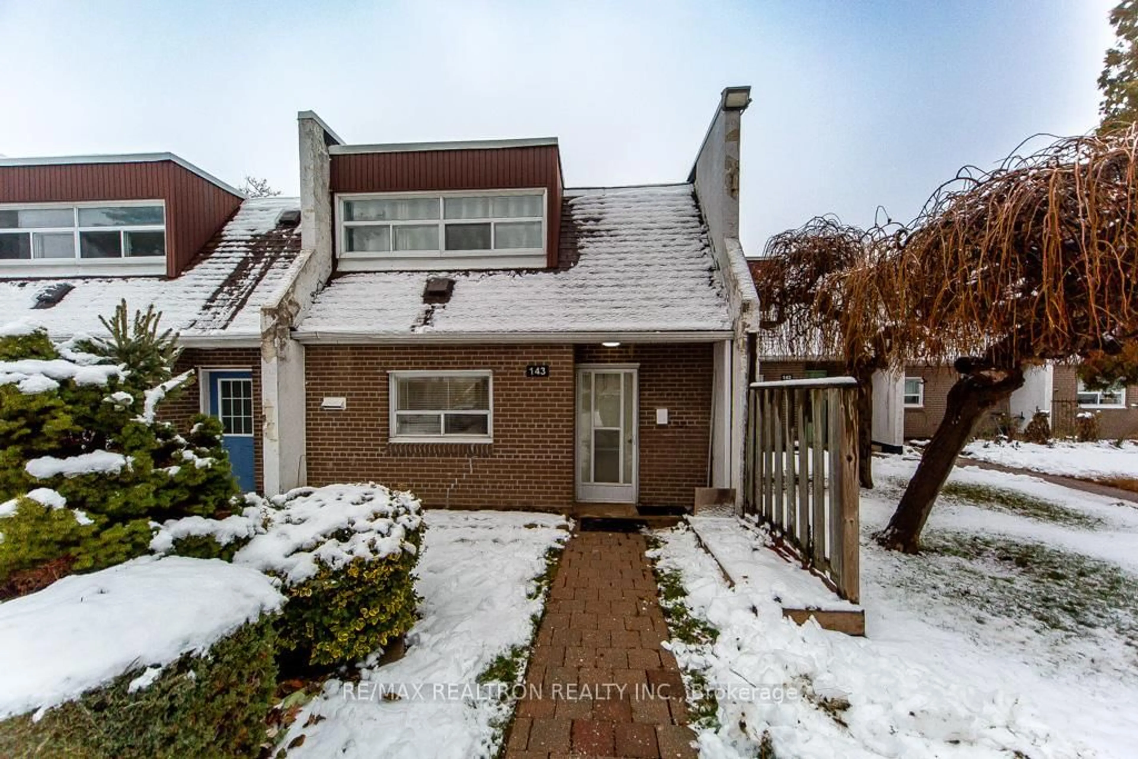 Unknown for 34 Venetian Cres #143, Toronto Ontario M3N 2L8