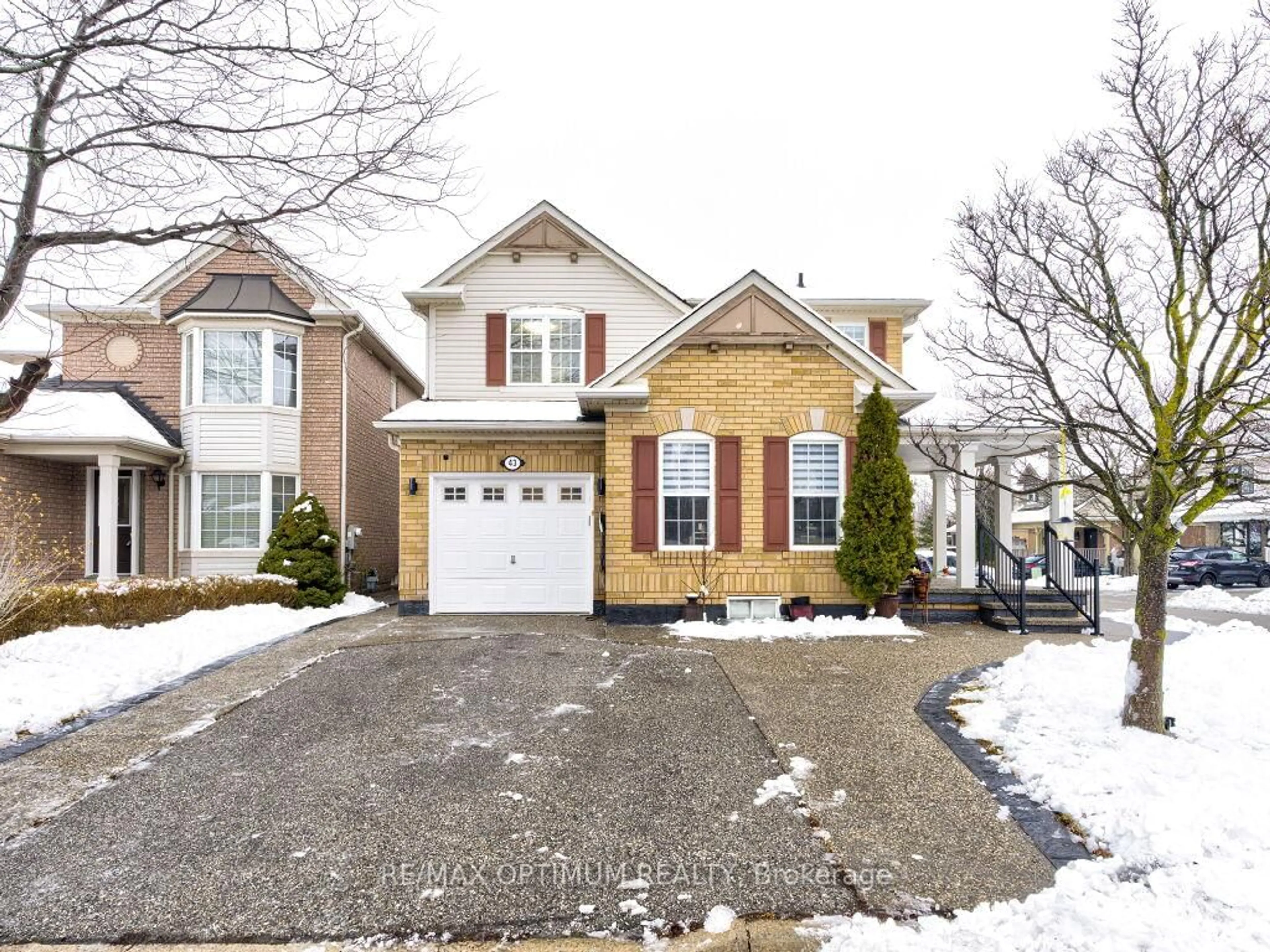 Home with brick exterior material, street for 43 Rowland St, Brampton Ontario L7A 1Z9