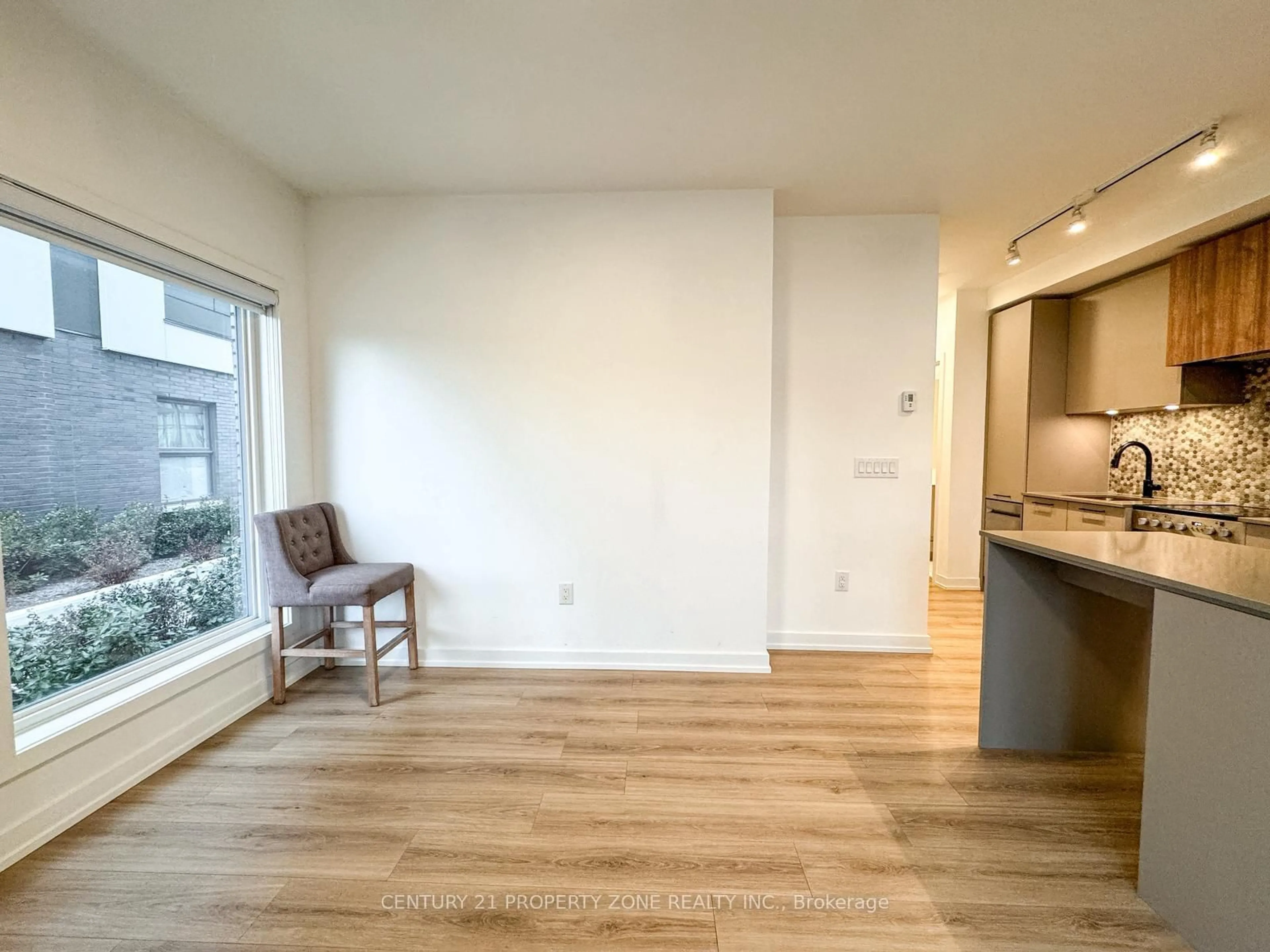 A pic of a room for 20 Lagerfeld Dr #06, Brampton Ontario L7A 5L4