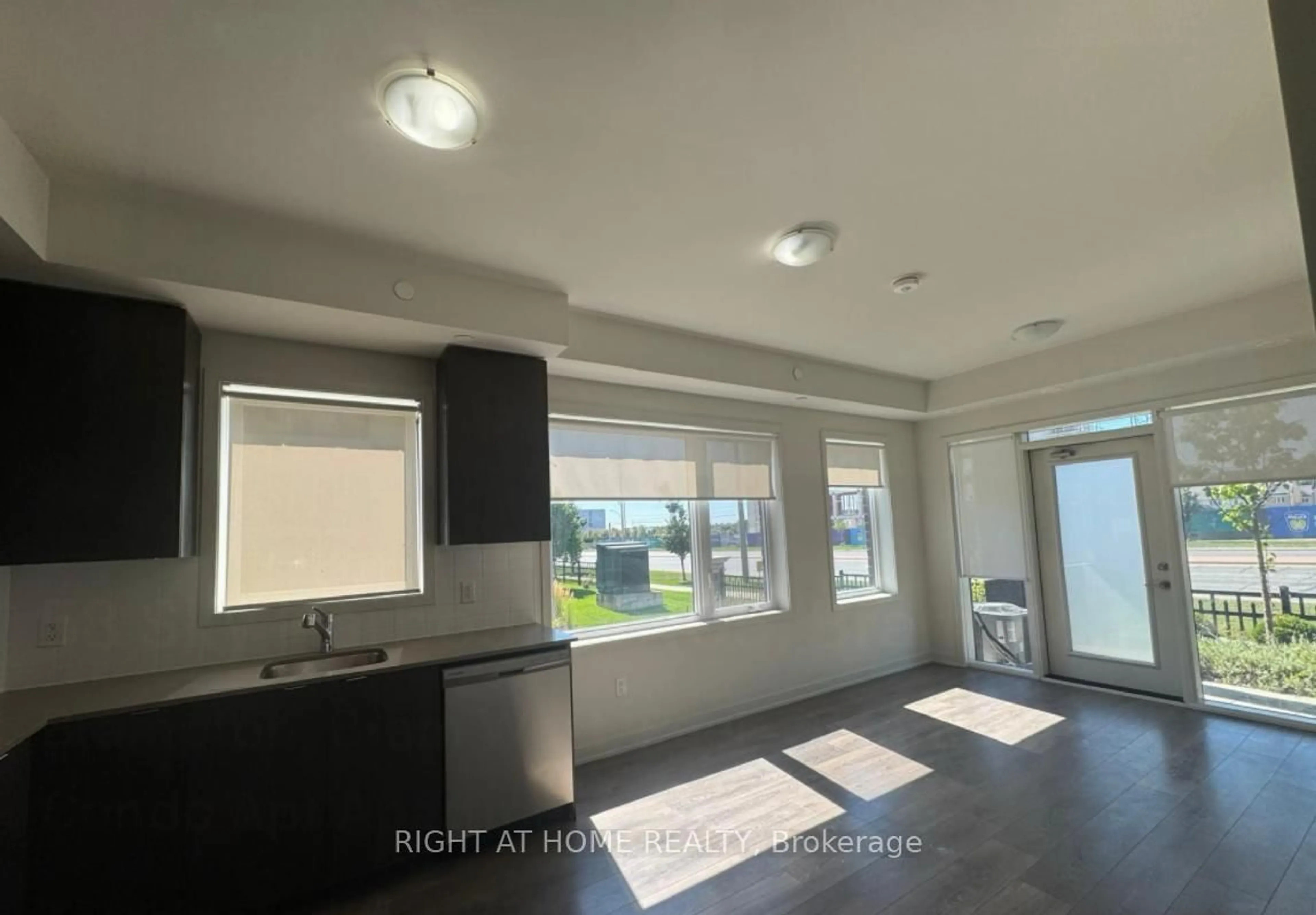 A pic of a room for 58 Sky Harbour Dr #105, Brampton Ontario L6Y 0C1