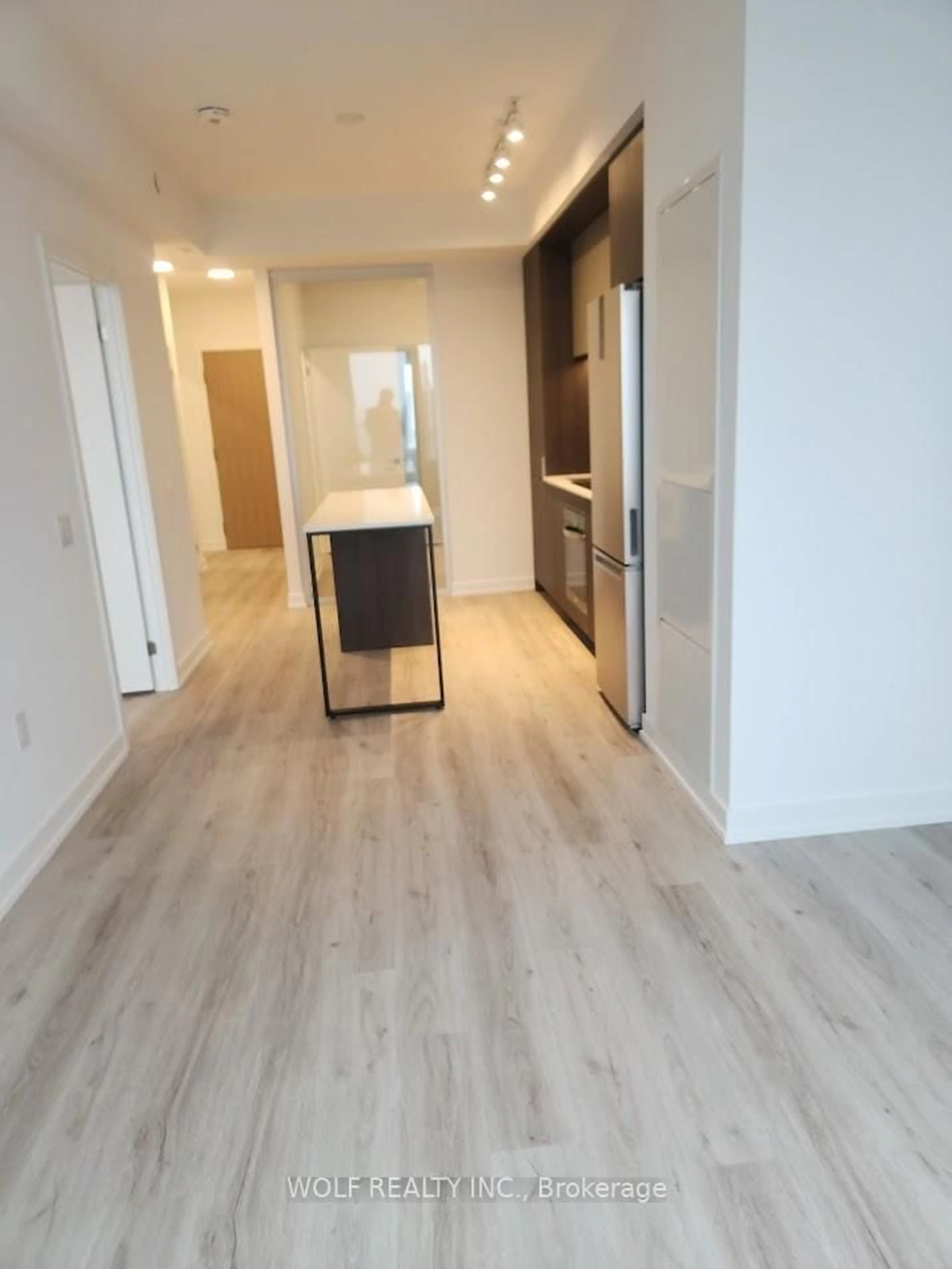 A pic of a room for 395 Square One Dr #4307, Mississauga Ontario L5B 0P6