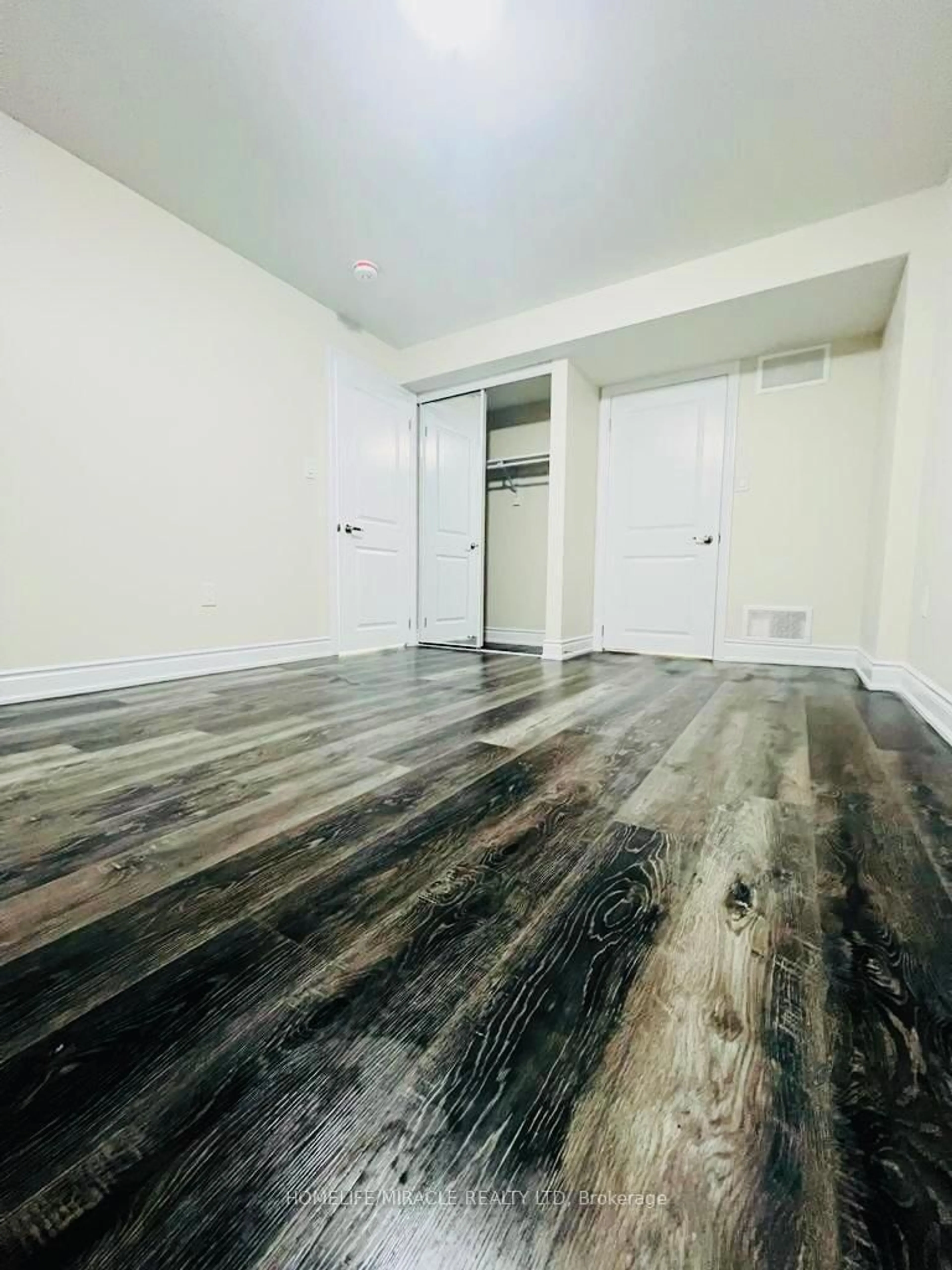 A pic of a room for 19 Exhibition Cres, Brampton Ontario L7A 4B9