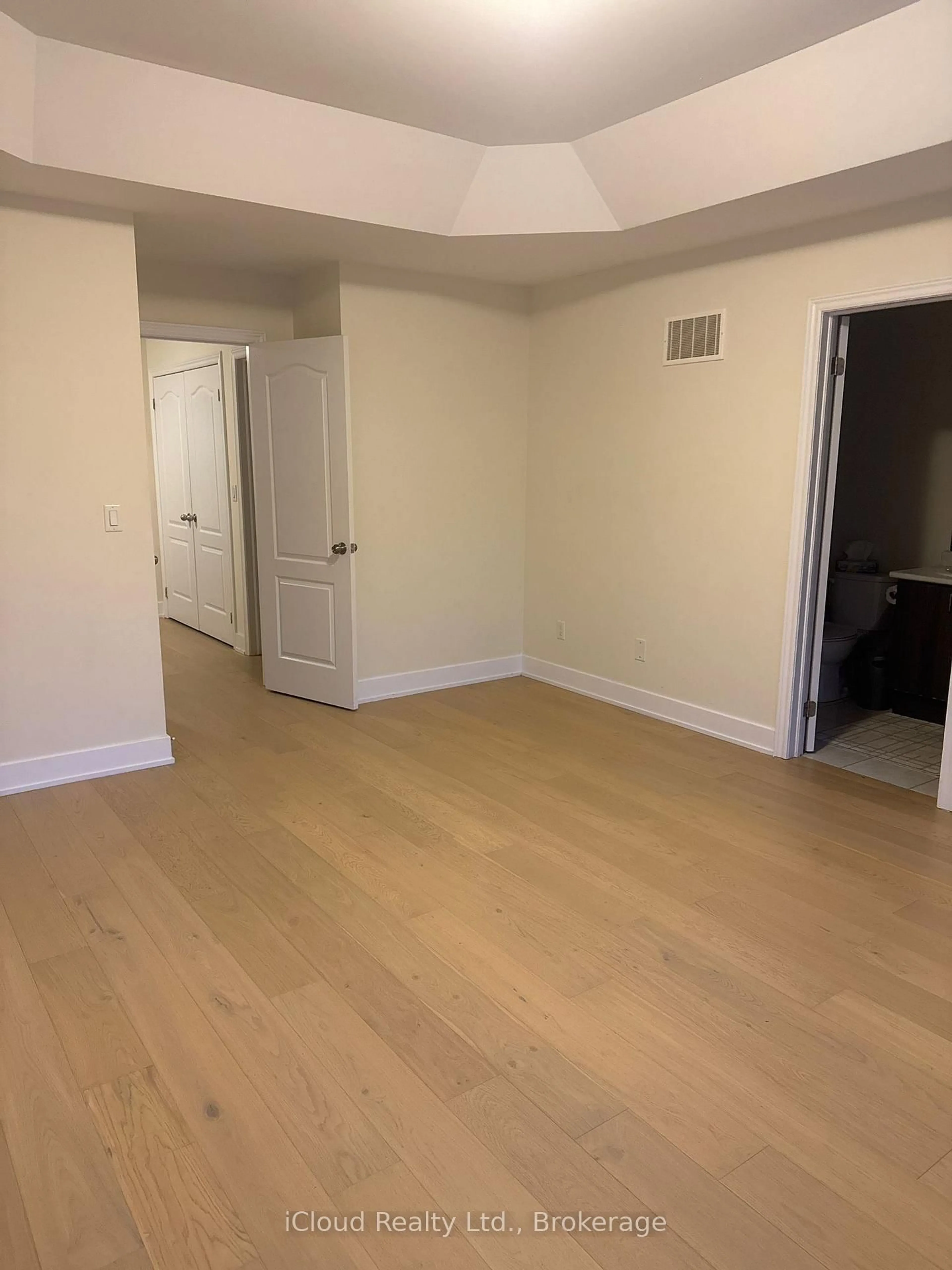 A pic of a room for 1443 Bews Landing, Milton Ontario L9T 8T9