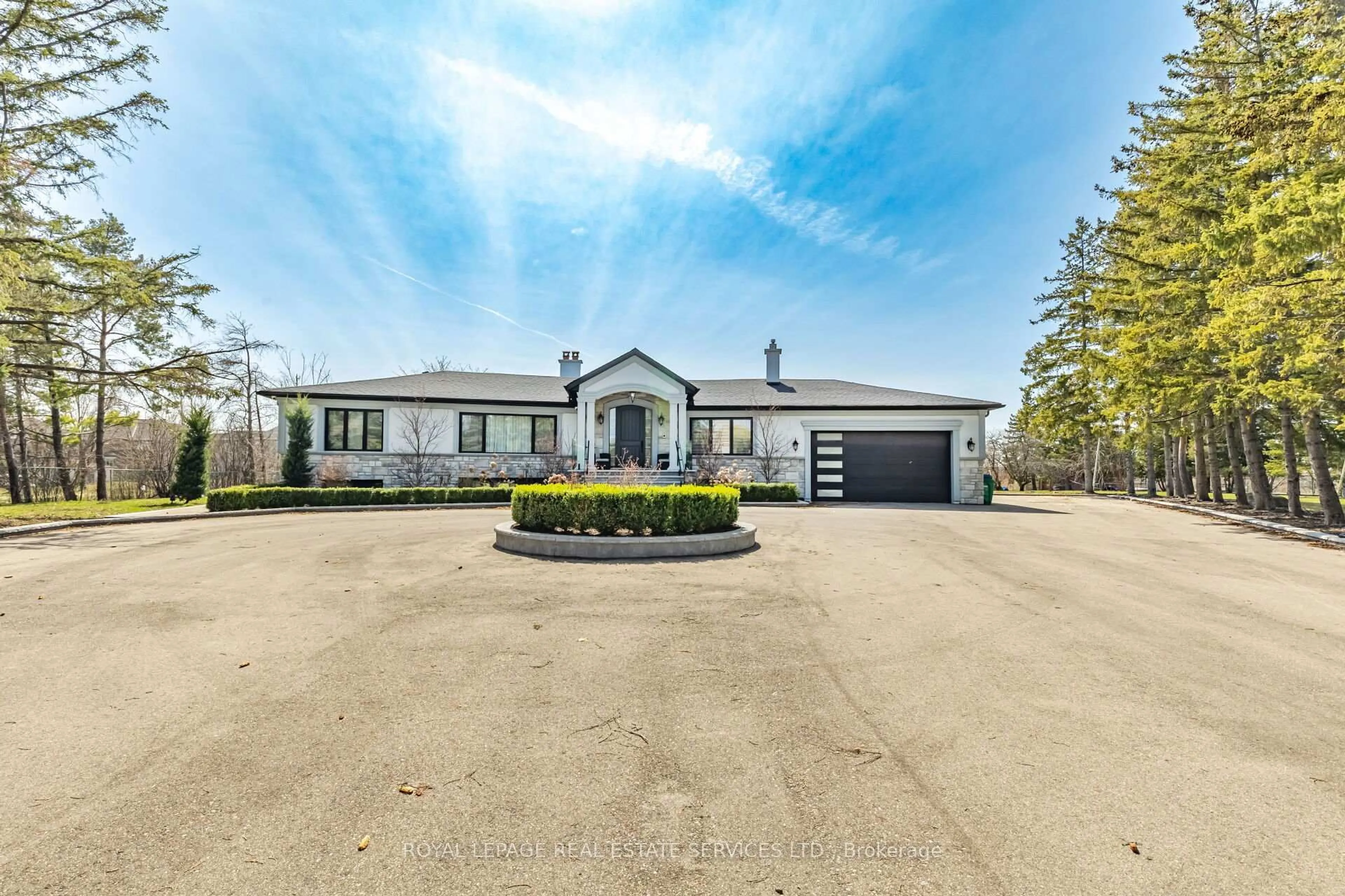 A pic from outside/outdoor area/front of a property/back of a property/a pic from drone, street for 12 Julian Dr, Brampton Ontario L6P 0L2