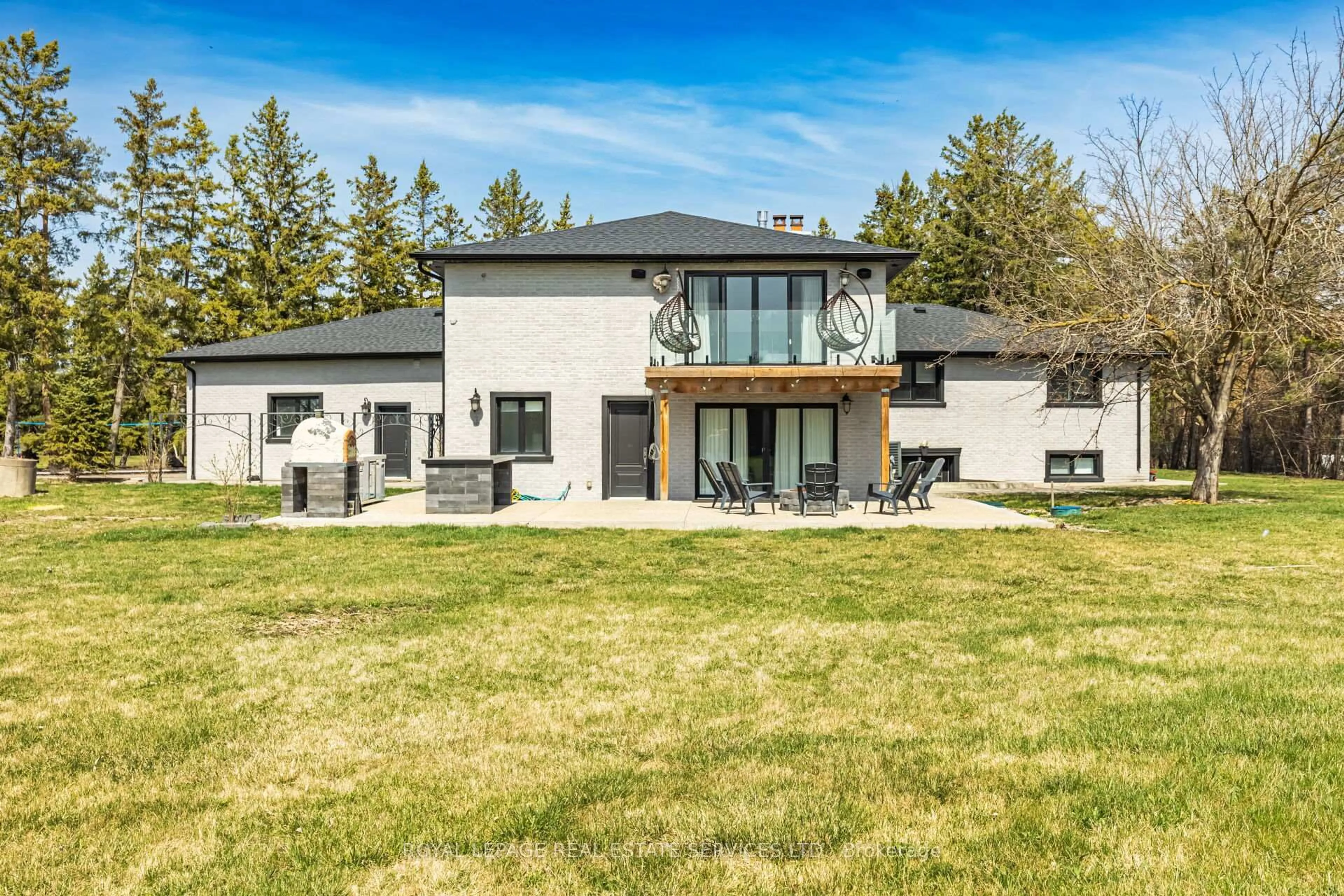 Home with vinyl exterior material, unknown for 12 Julian Dr, Brampton Ontario L6P 0L2