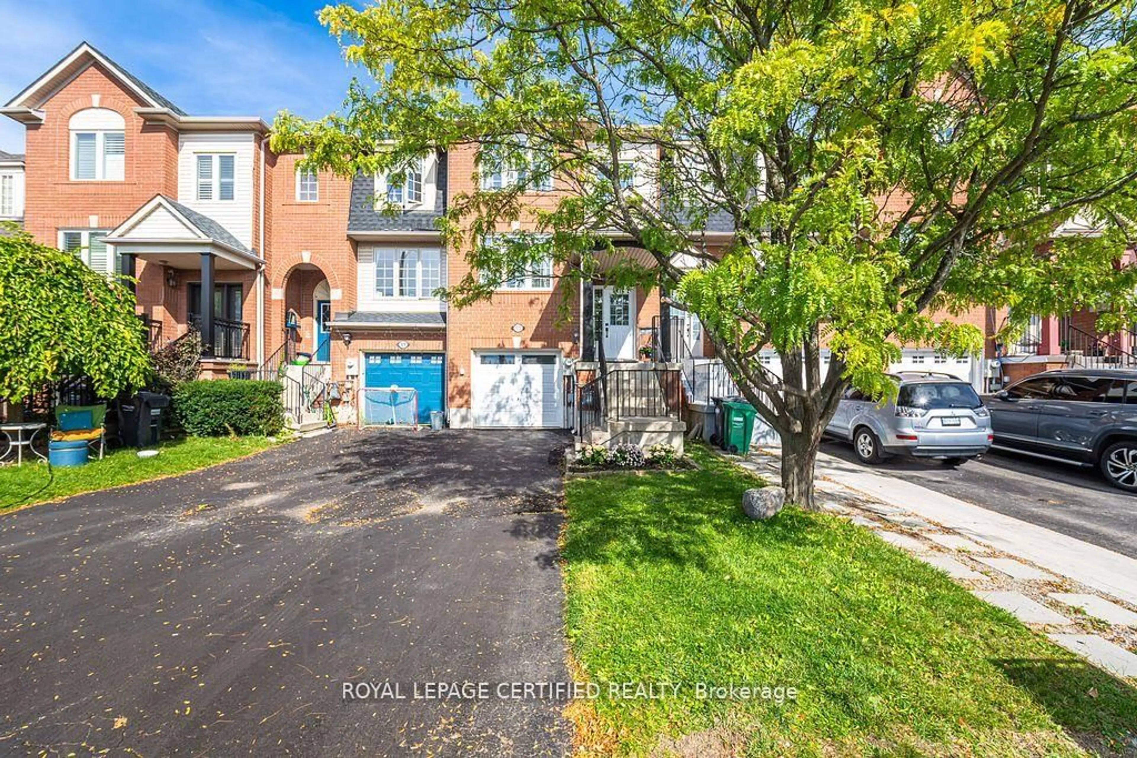 Unknown for 123 Dunlop Crt, Brampton Ontario L6X 5A6