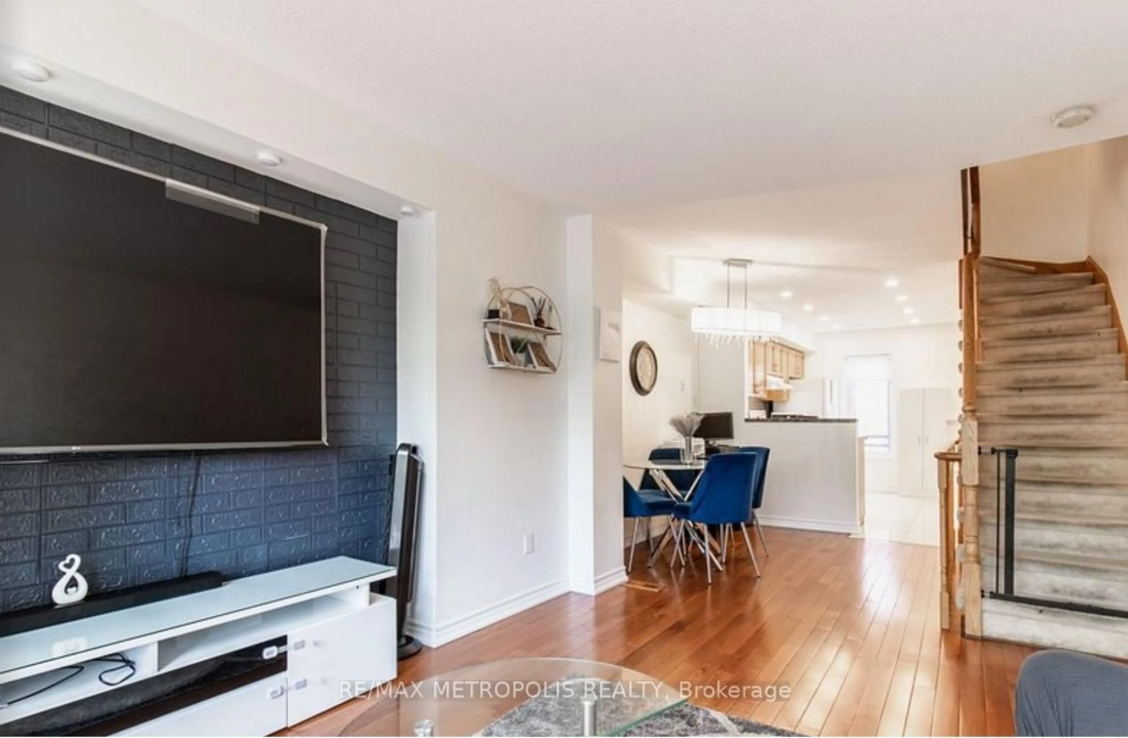 Unknown for 3895 Doug Leavens Blvd #39, Mississauga Ontario L5N 7G1