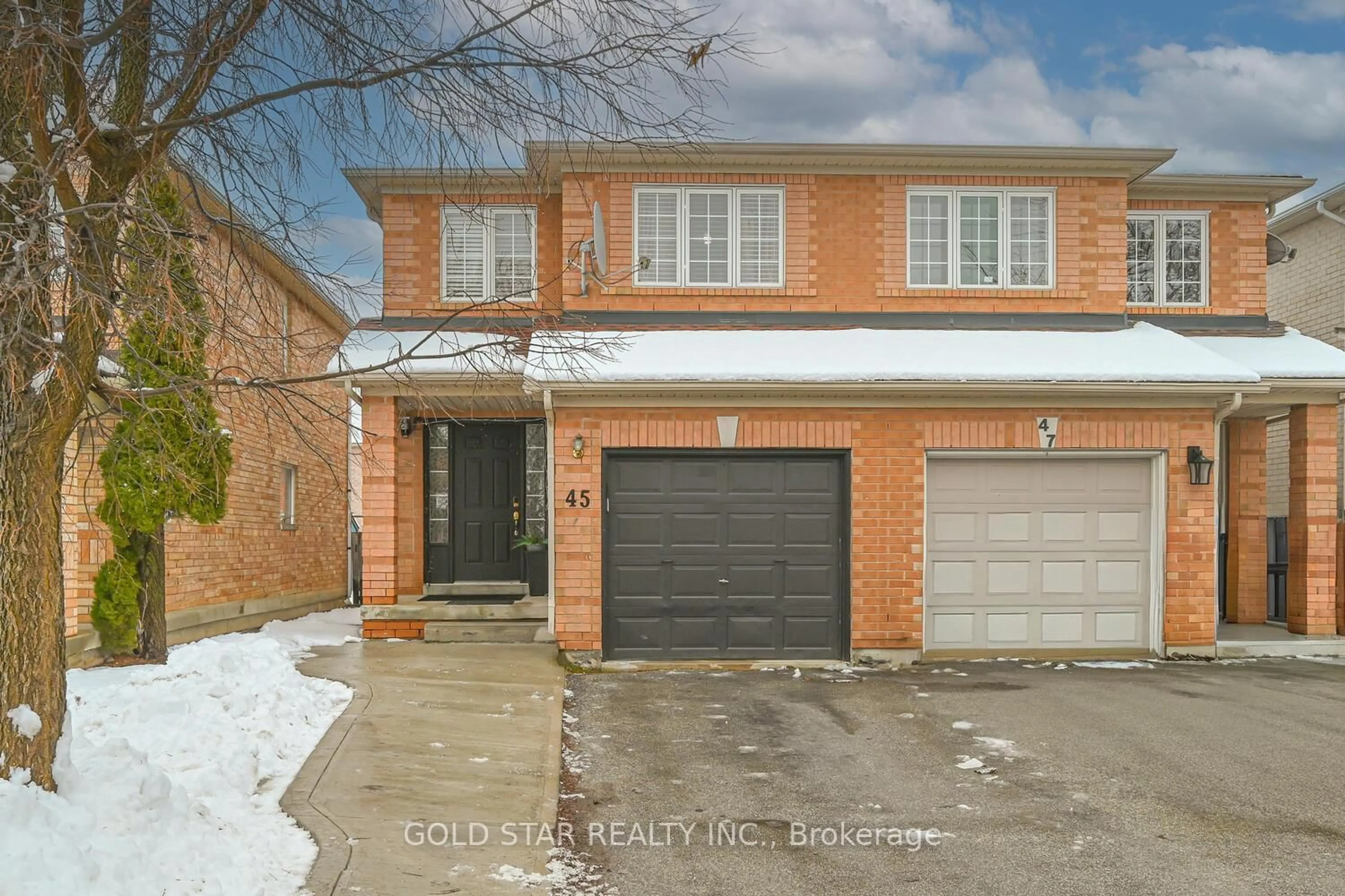 Unknown for 45 Roadmaster Lane, Brampton Ontario L7A 3A7