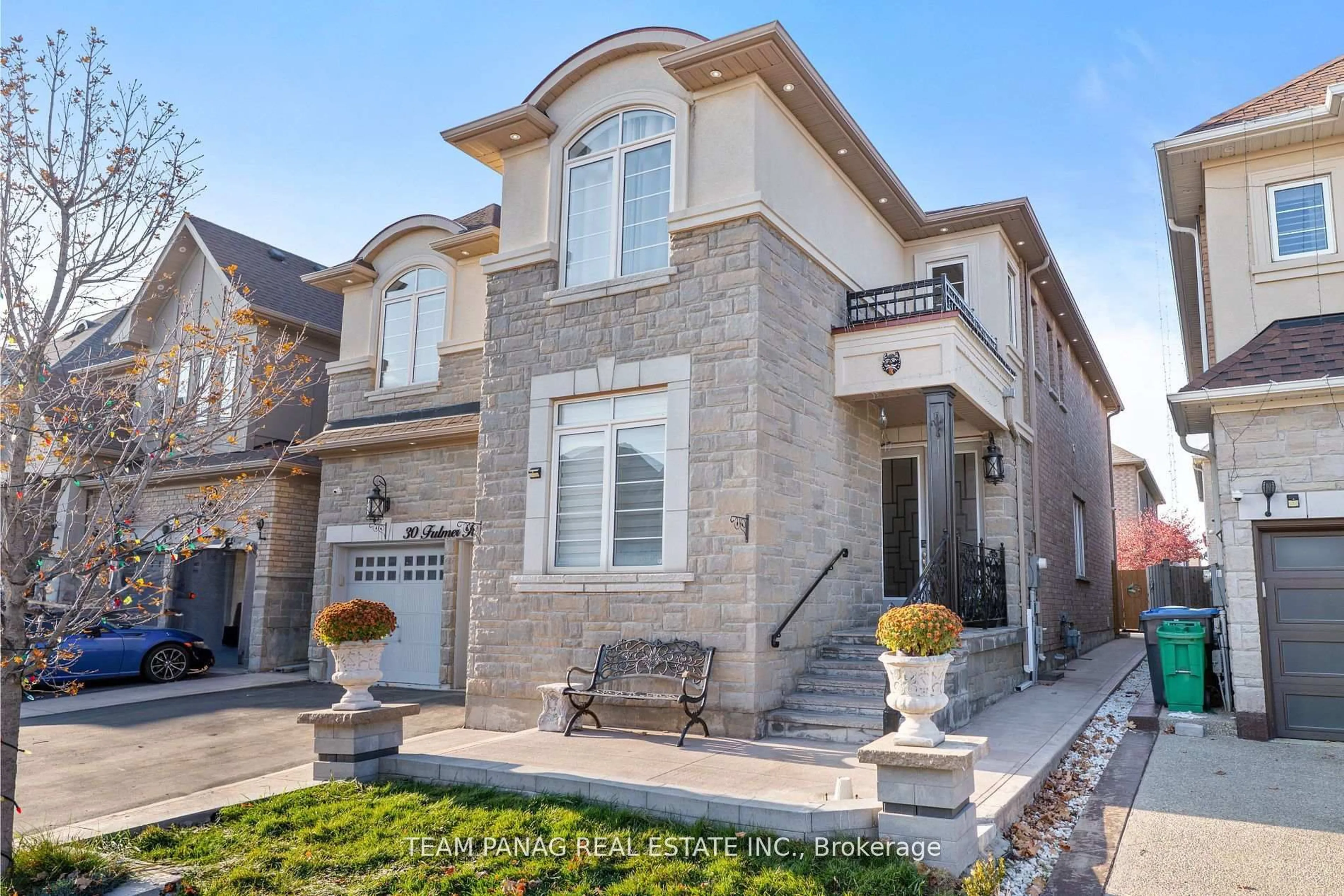 Home with brick exterior material, street for 30 Fulmer Rd, Brampton Ontario L7A 4L9