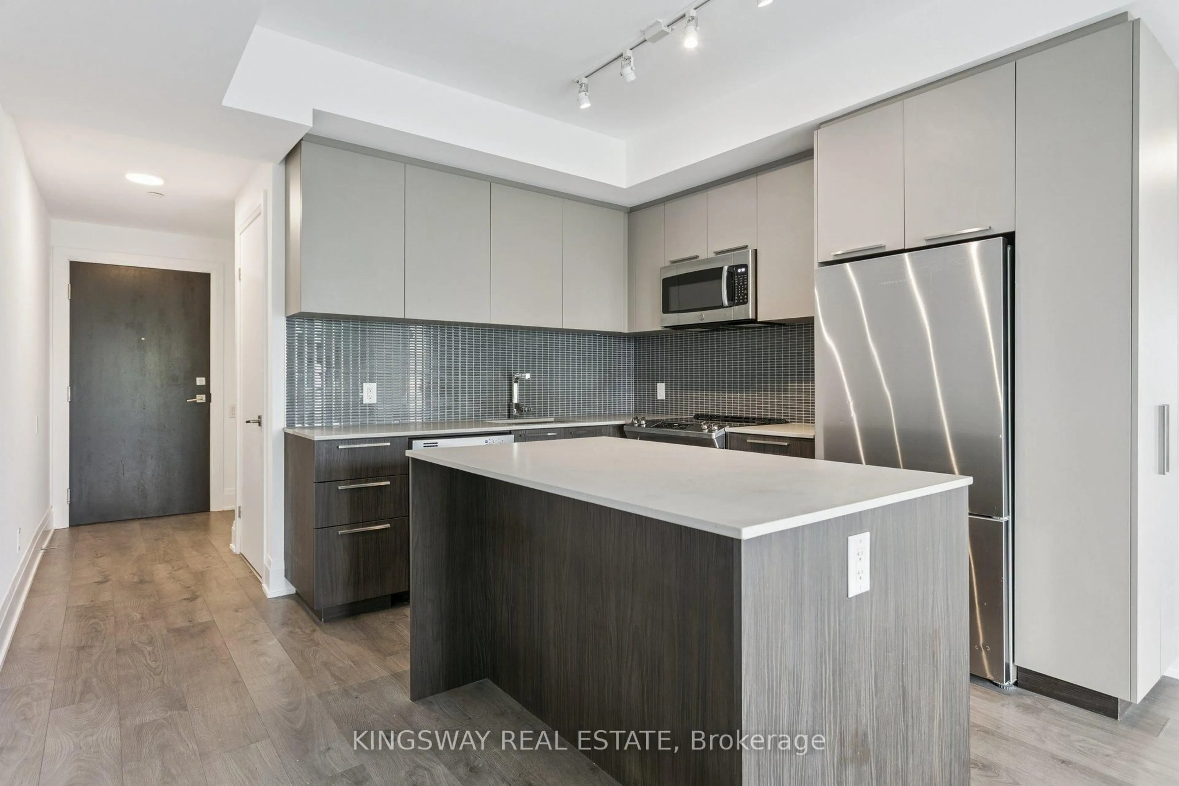 Open concept kitchen, unknown for 20 Brin Dr #604, Toronto Ontario M8X 0B2