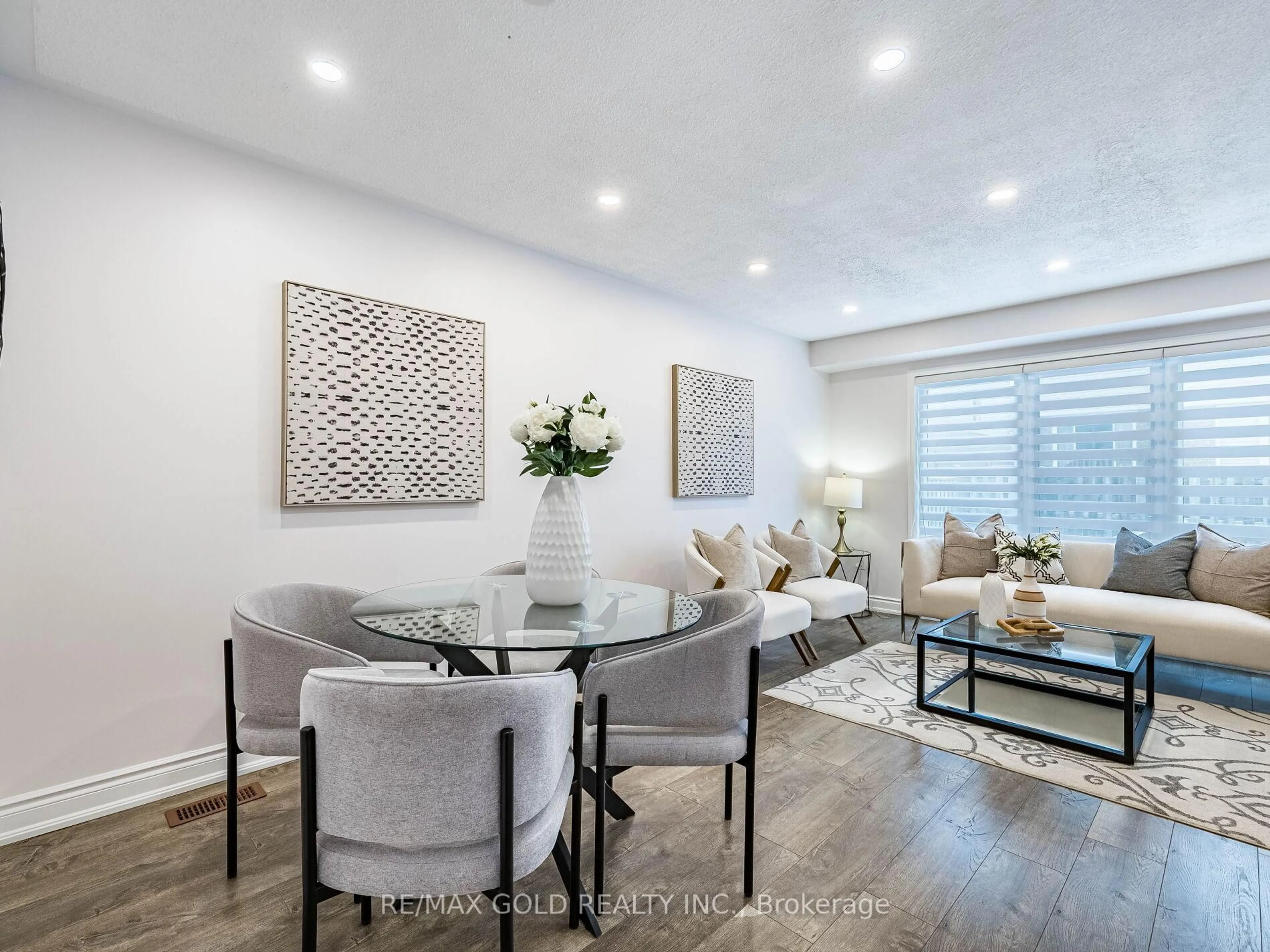 Unknown for 42 Jessop Dr, Brampton Ontario L7A 3M8