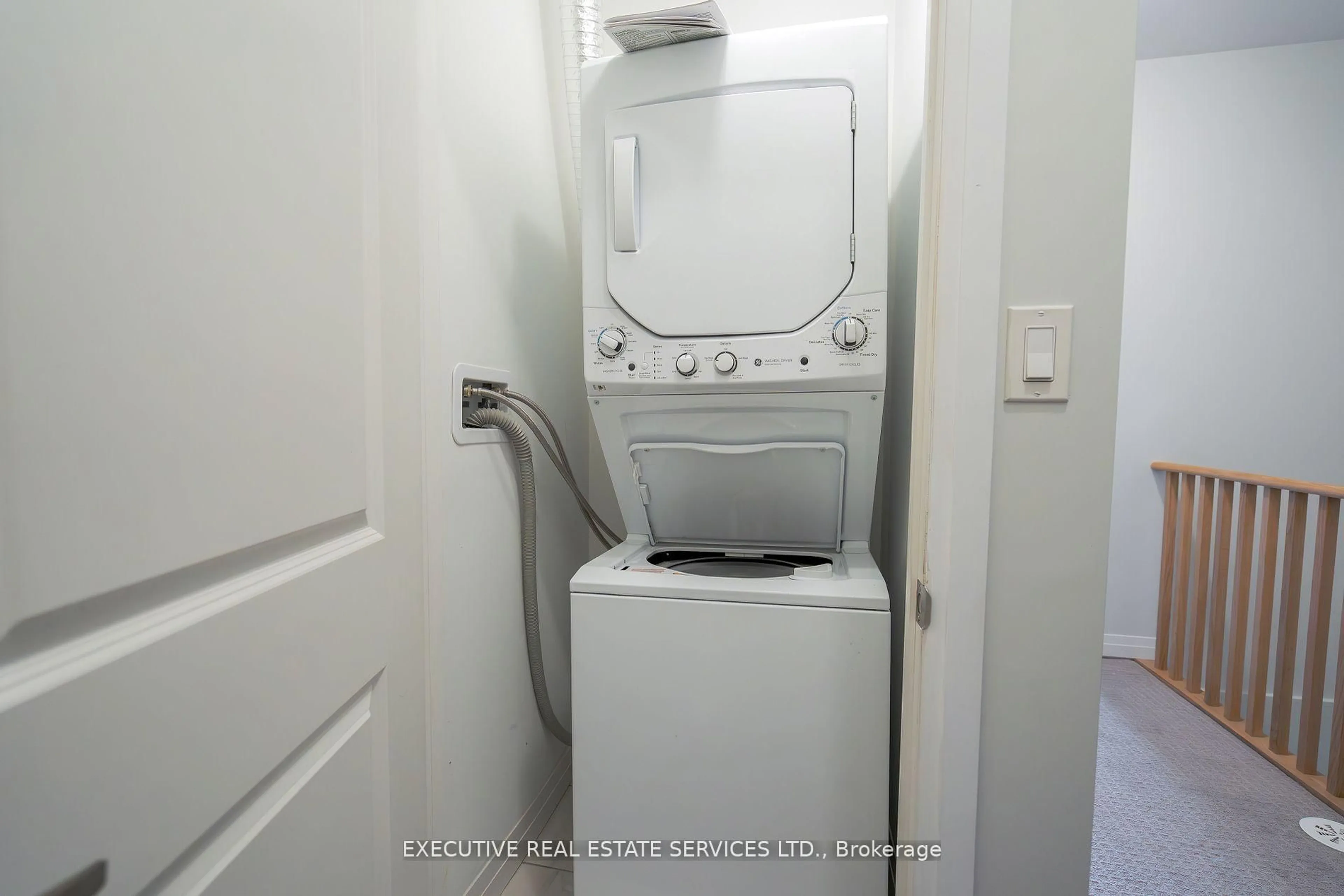 Laundry room for 1145 Journeyman Lane #226, Mississauga Ontario L5J 0B5