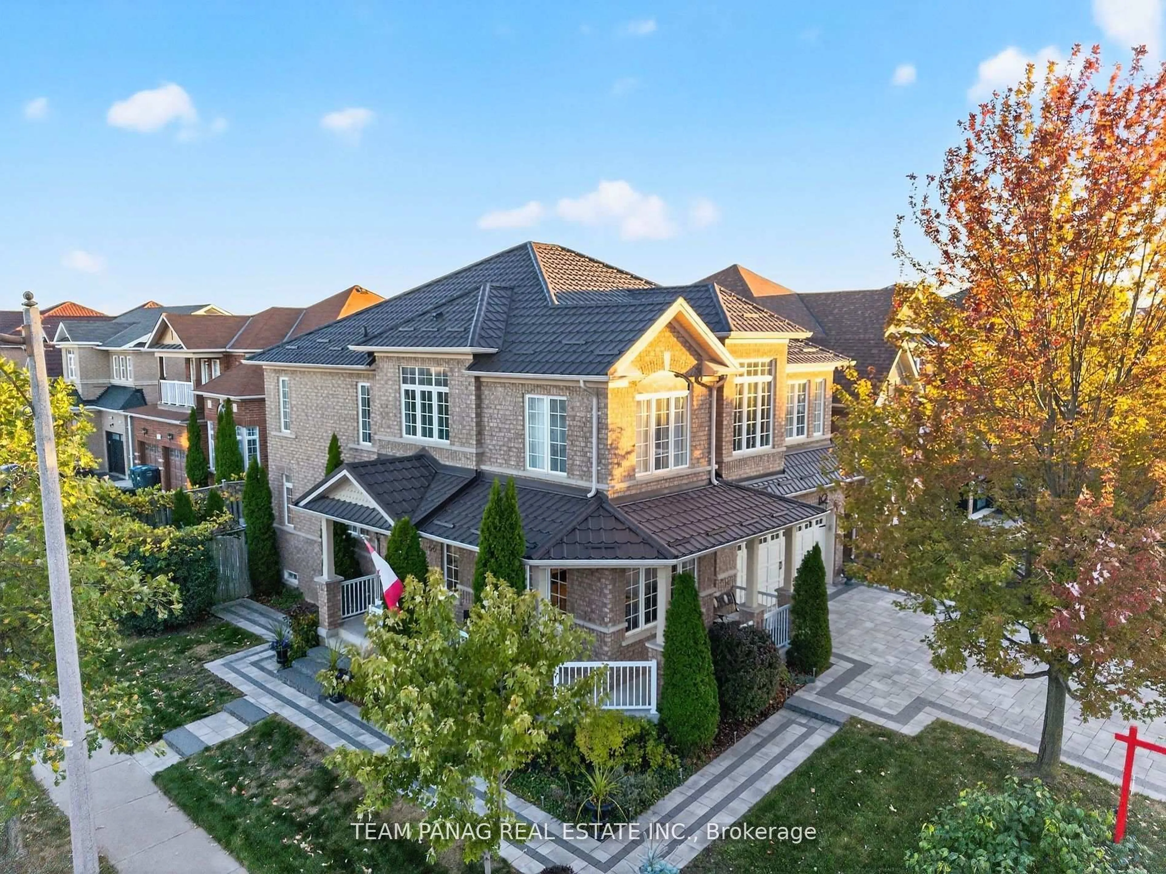 A pic from outside/outdoor area/front of a property/back of a property/a pic from drone, street for 106 Sugarcane Ave, Brampton Ontario L6R 0G5