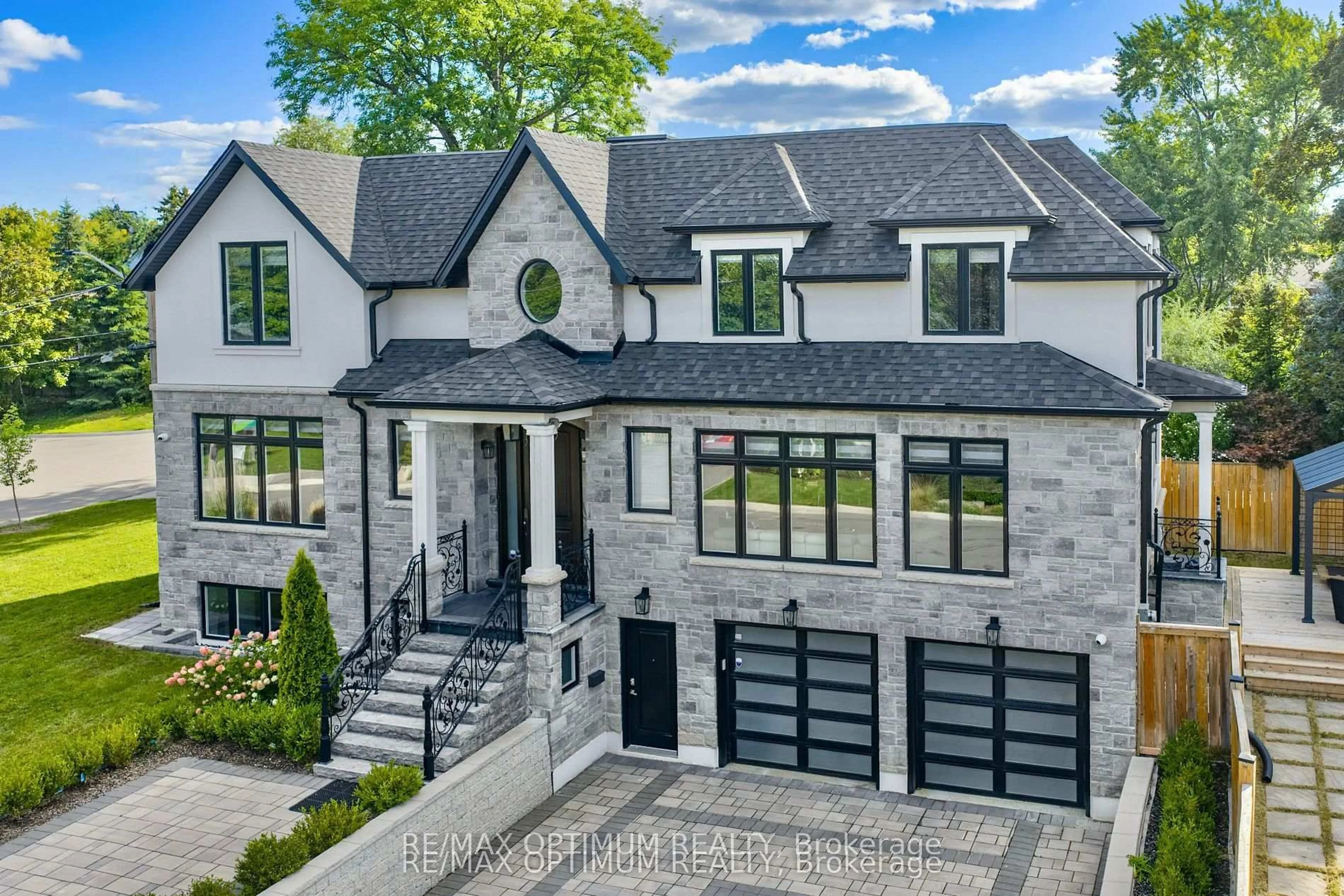 Home with brick exterior material, street for 26 Pioneer Dr, Mississauga Ontario L5M 1G9