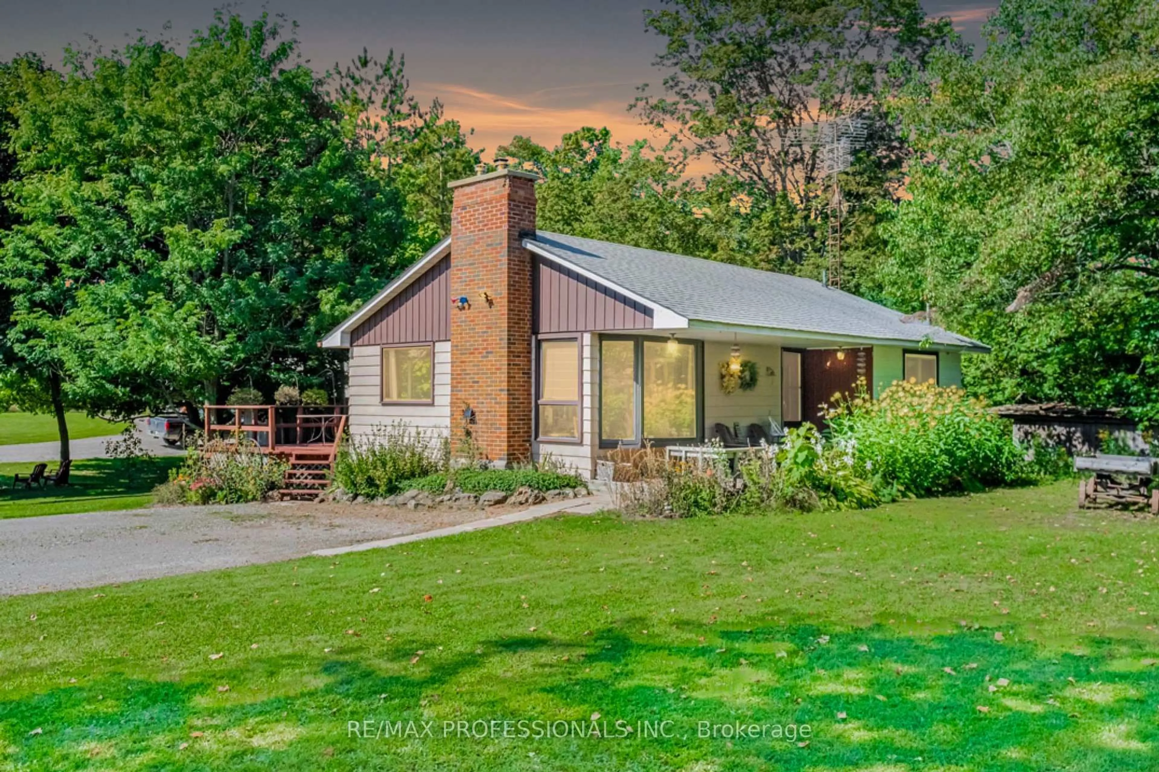 Unknown for 13958 Trafalgar Rd, Halton Hills Ontario L7G 4S4