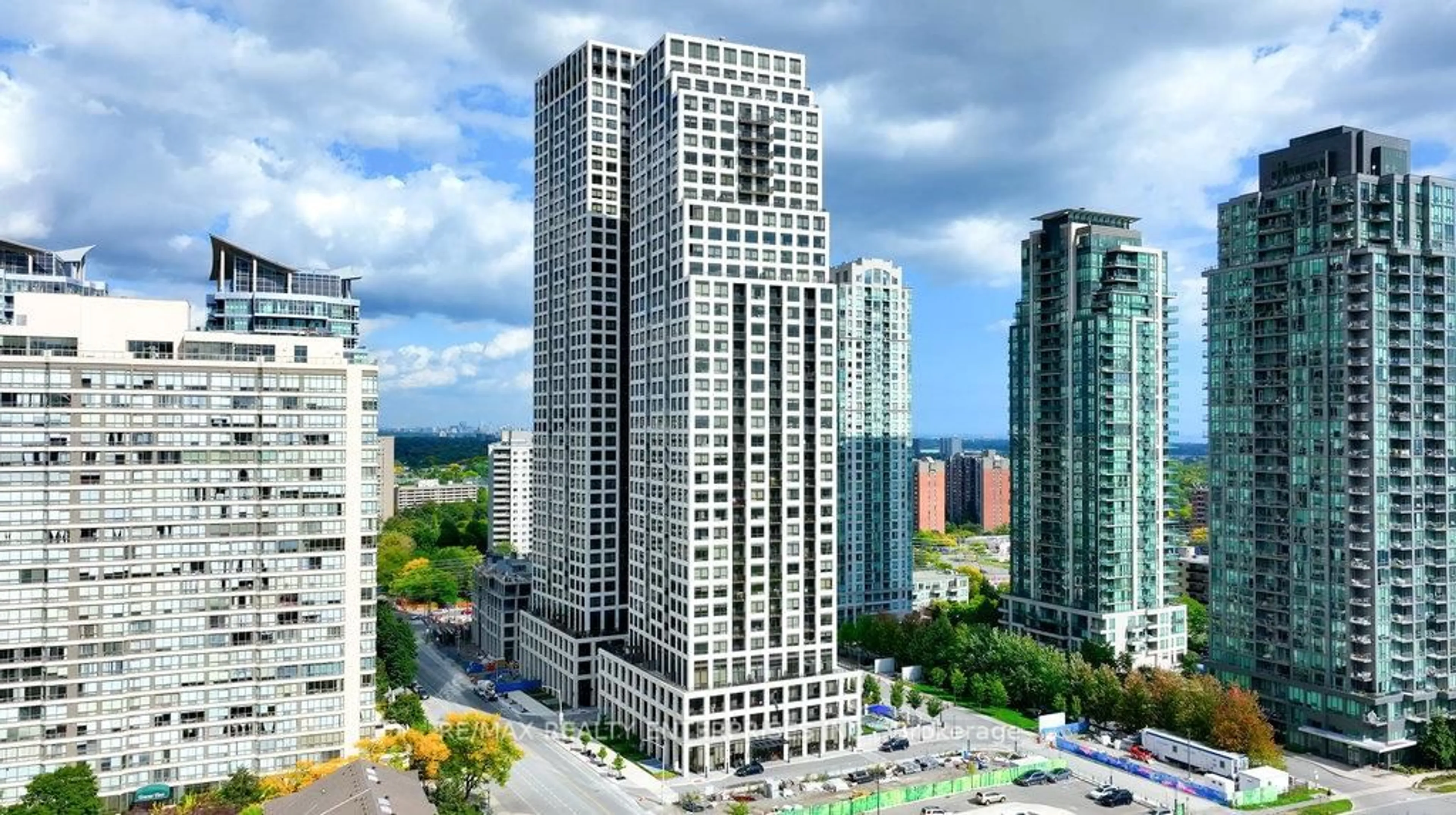 Unknown for 36 Elm Dr #705, Mississauga Ontario L5B 0N3